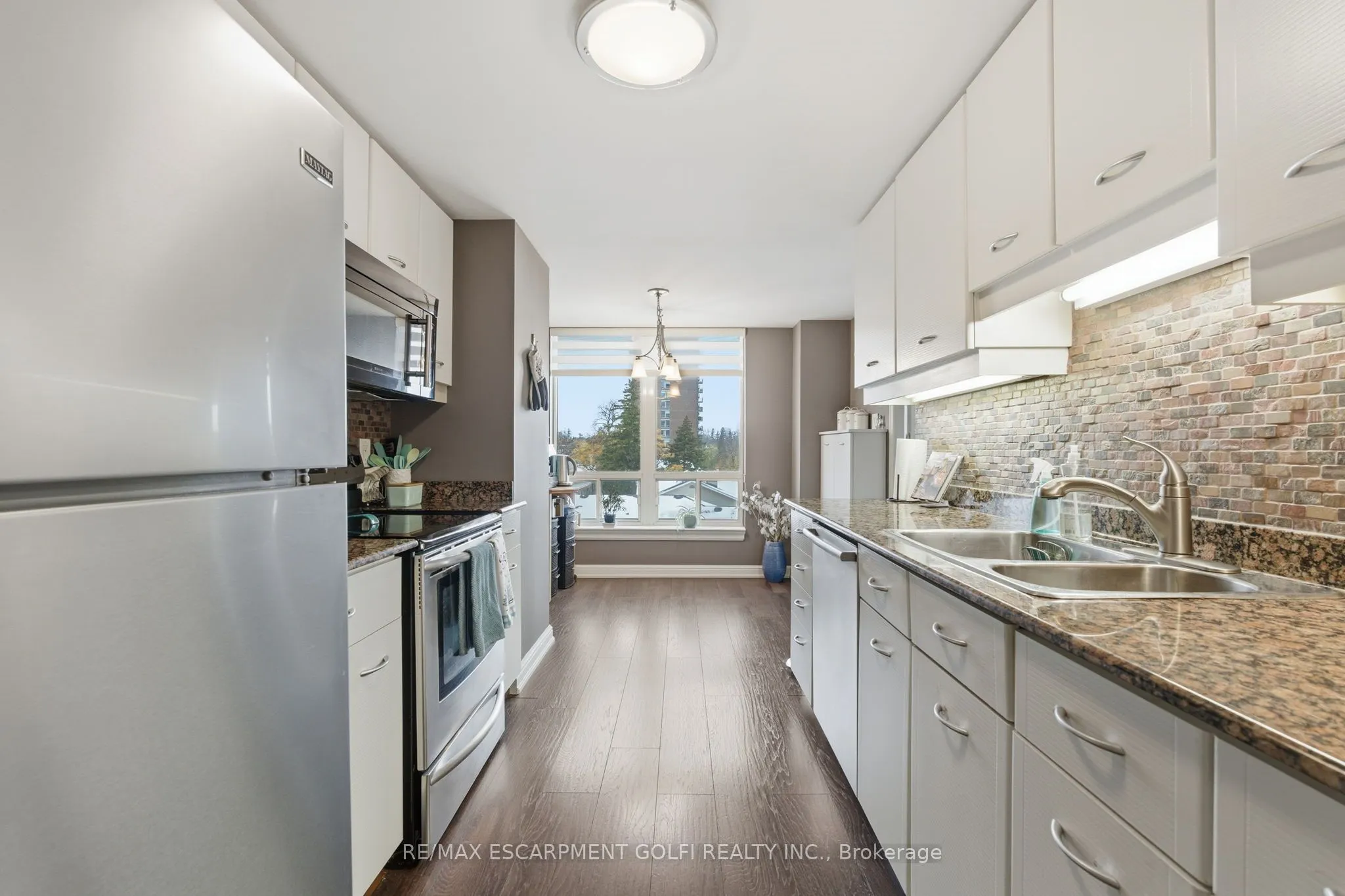 430 Pearl Street #403