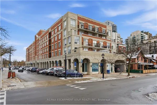 430 Pearl Street #403