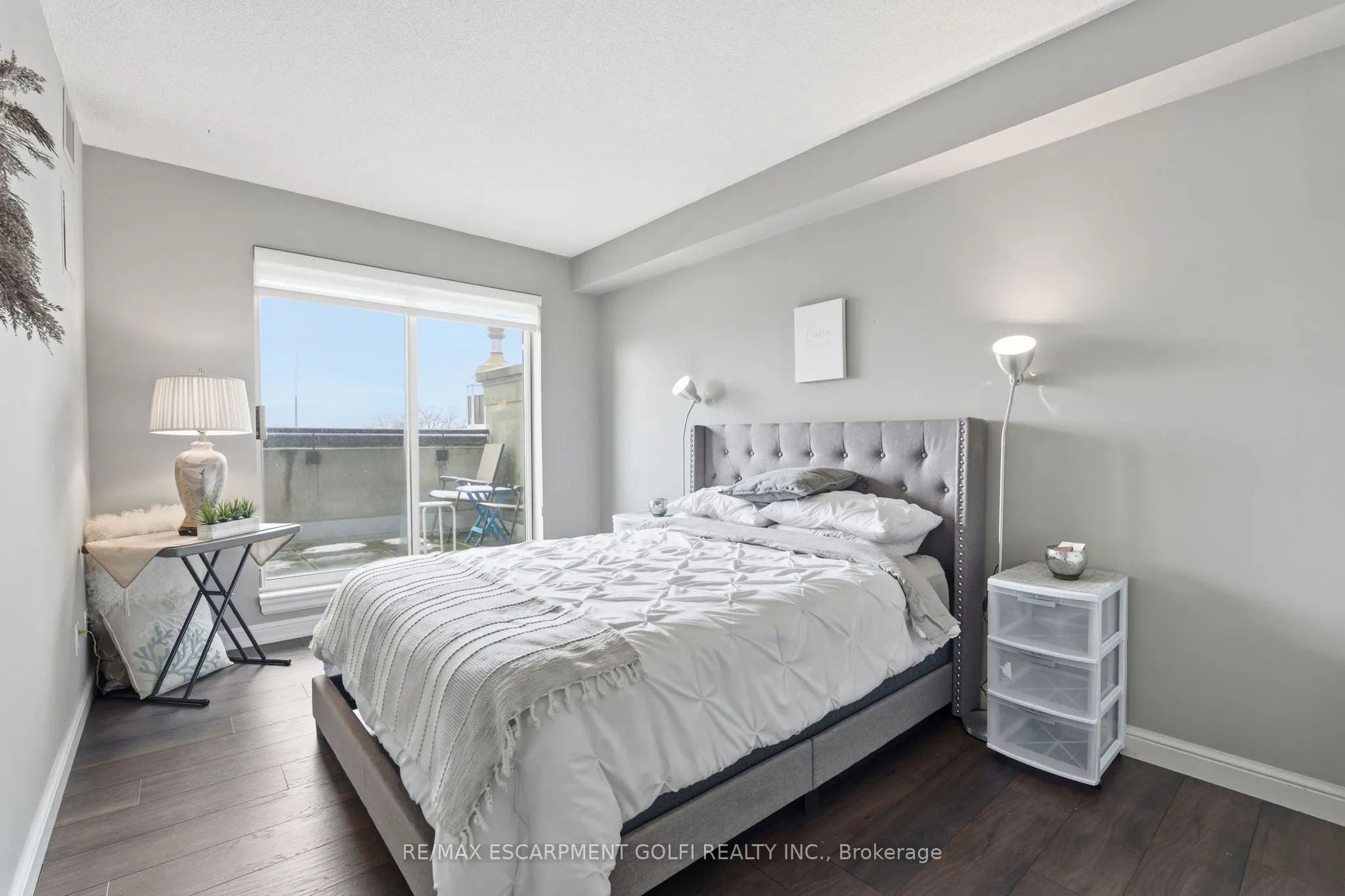 430 Pearl Street #403