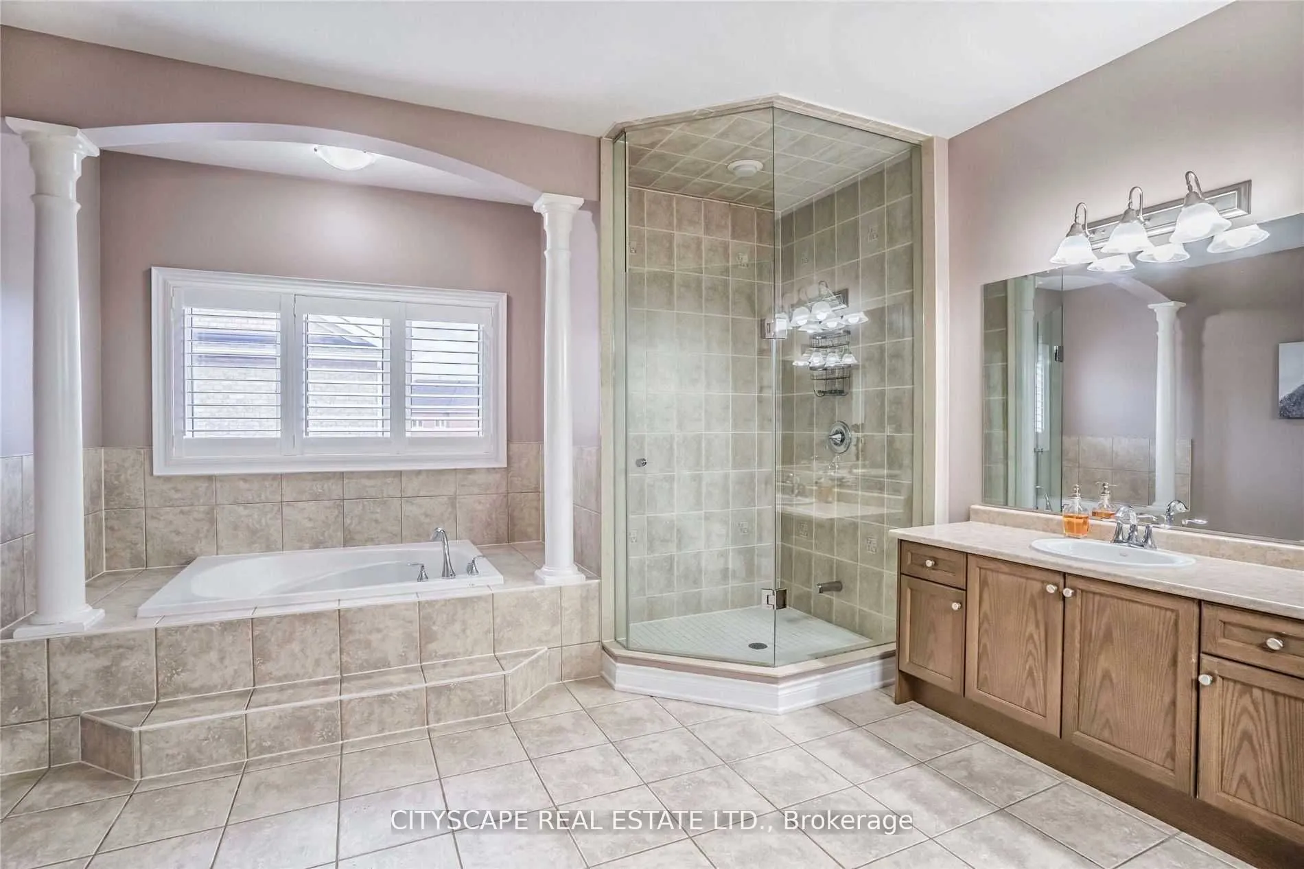 3274 Erin Centre Boulevard