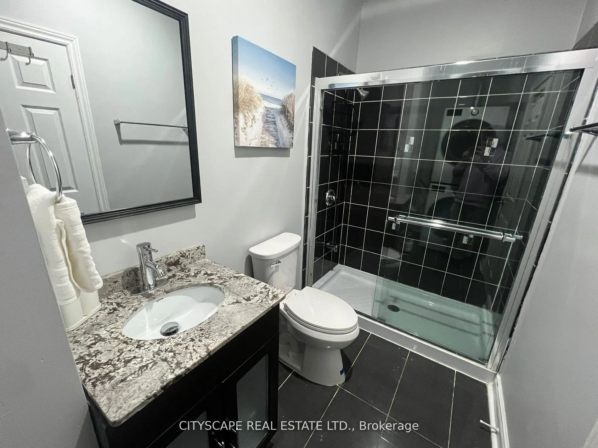 3274 Erin Centre Boulevard