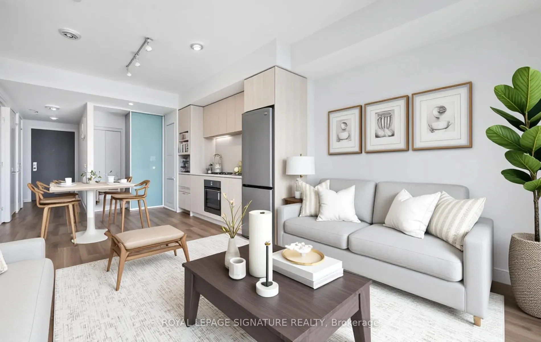 86 Dundas Street E #622