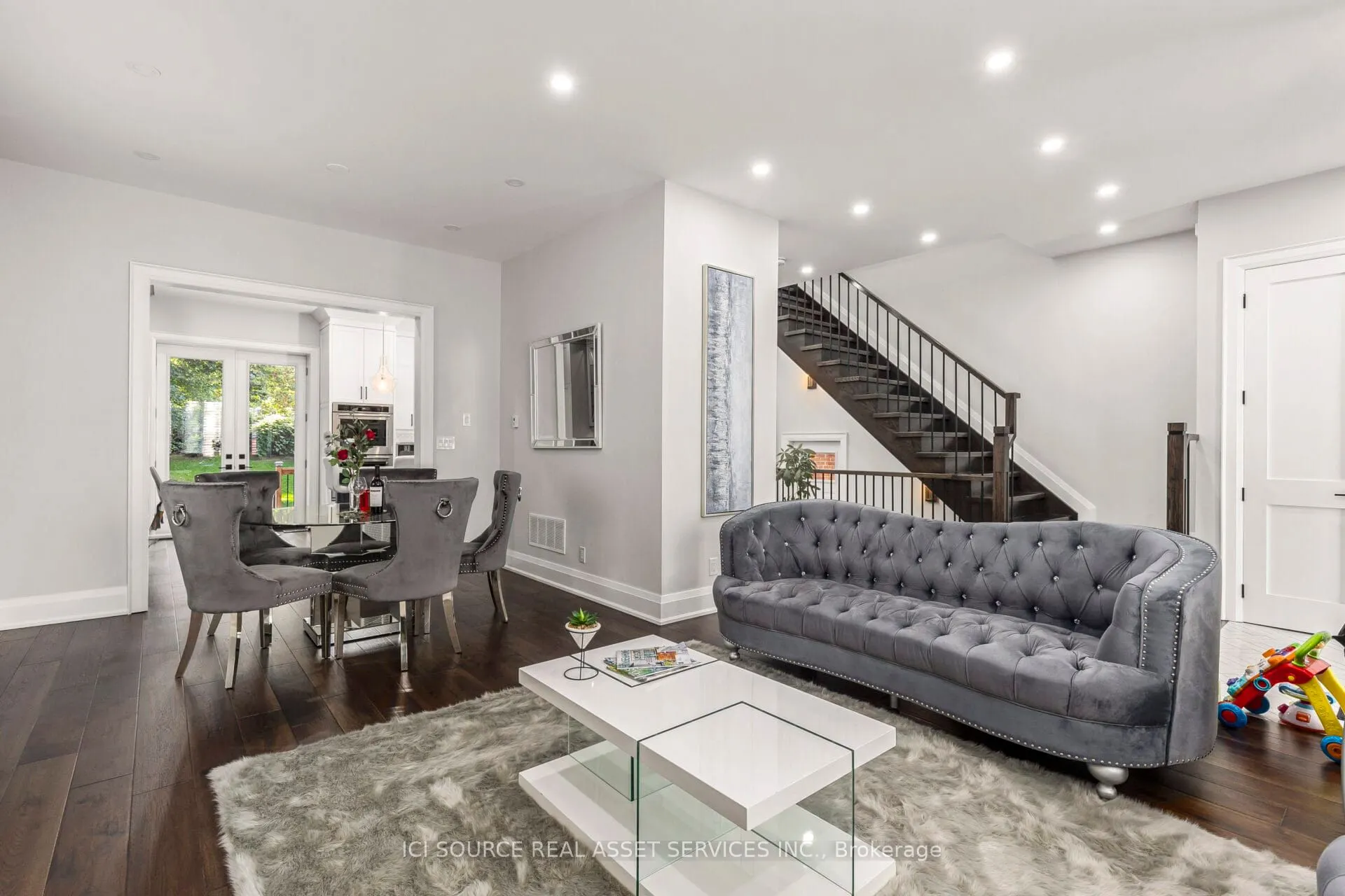 51 Cynthia Road