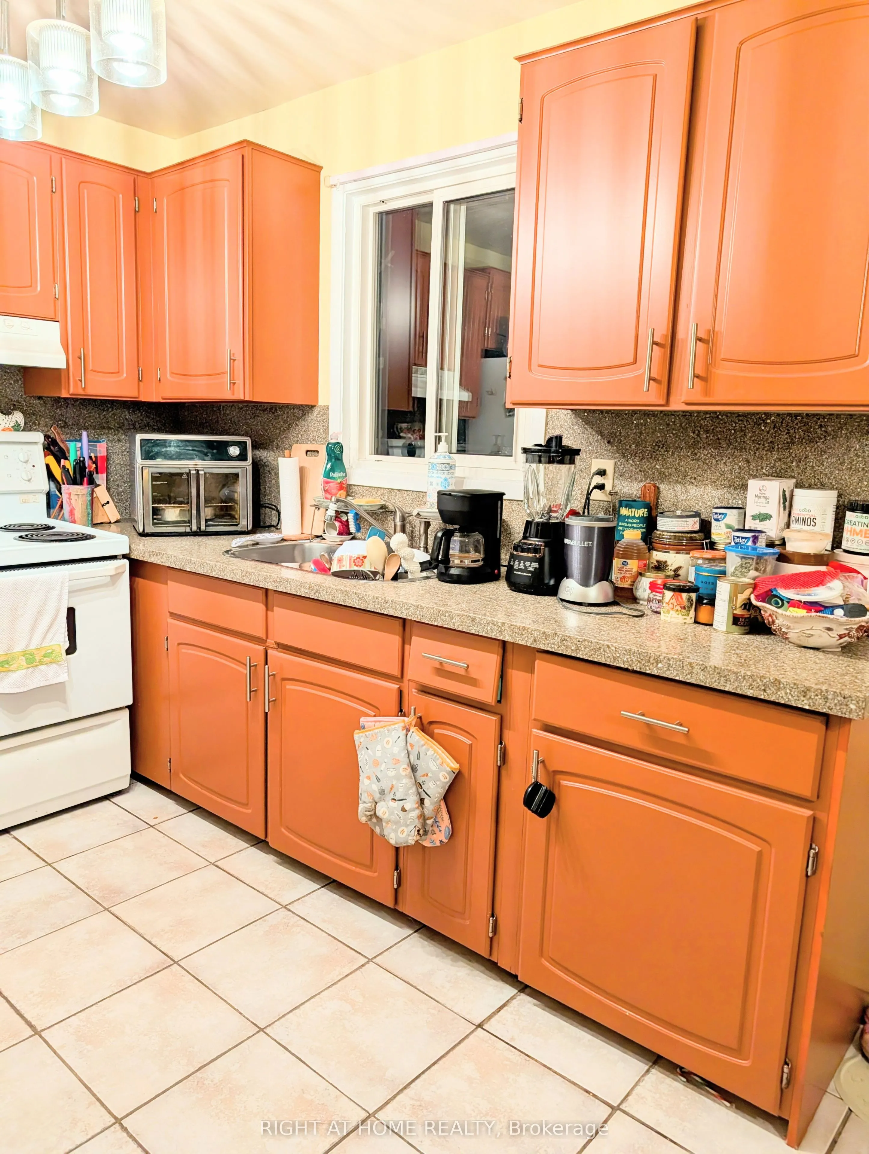 4278 Sawmill Valley Drive