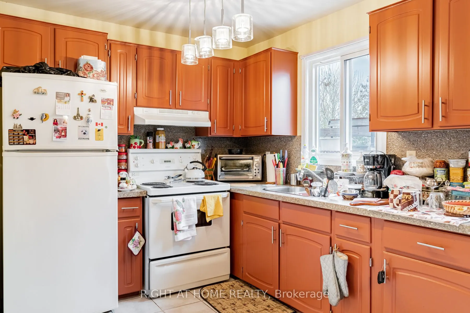 4278 Sawmill Valley Drive