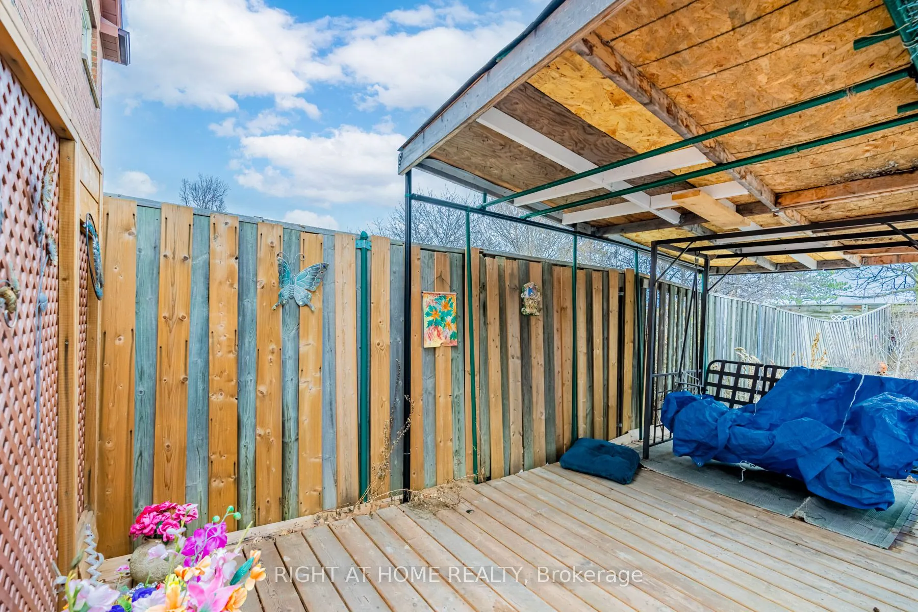4278 Sawmill Valley Drive