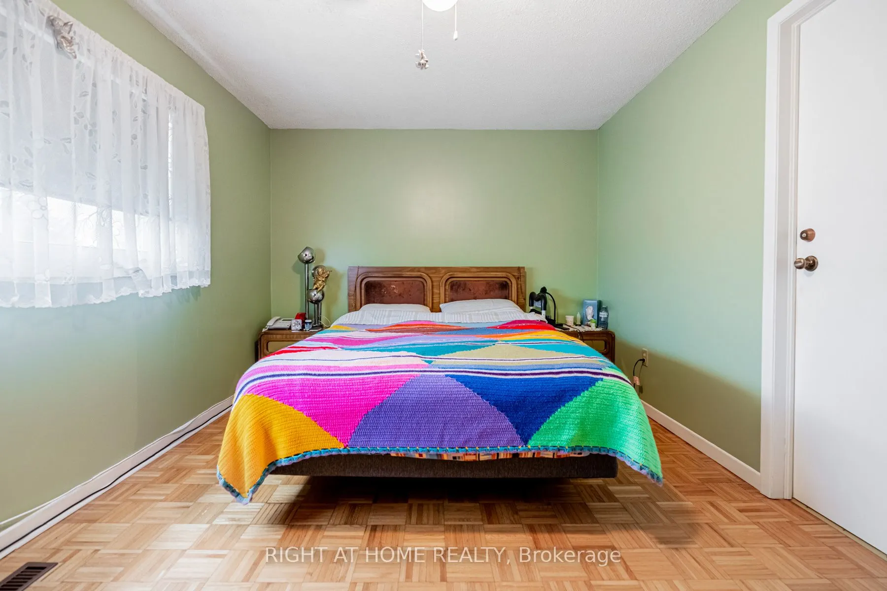 4278 Sawmill Valley Drive