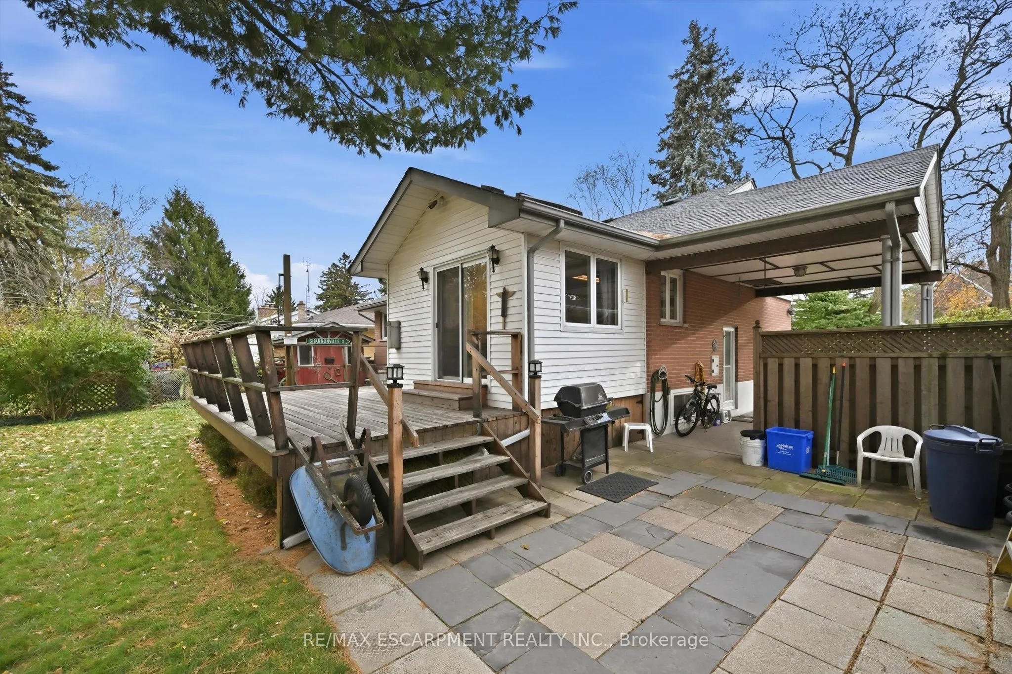 237 Mohawk Road