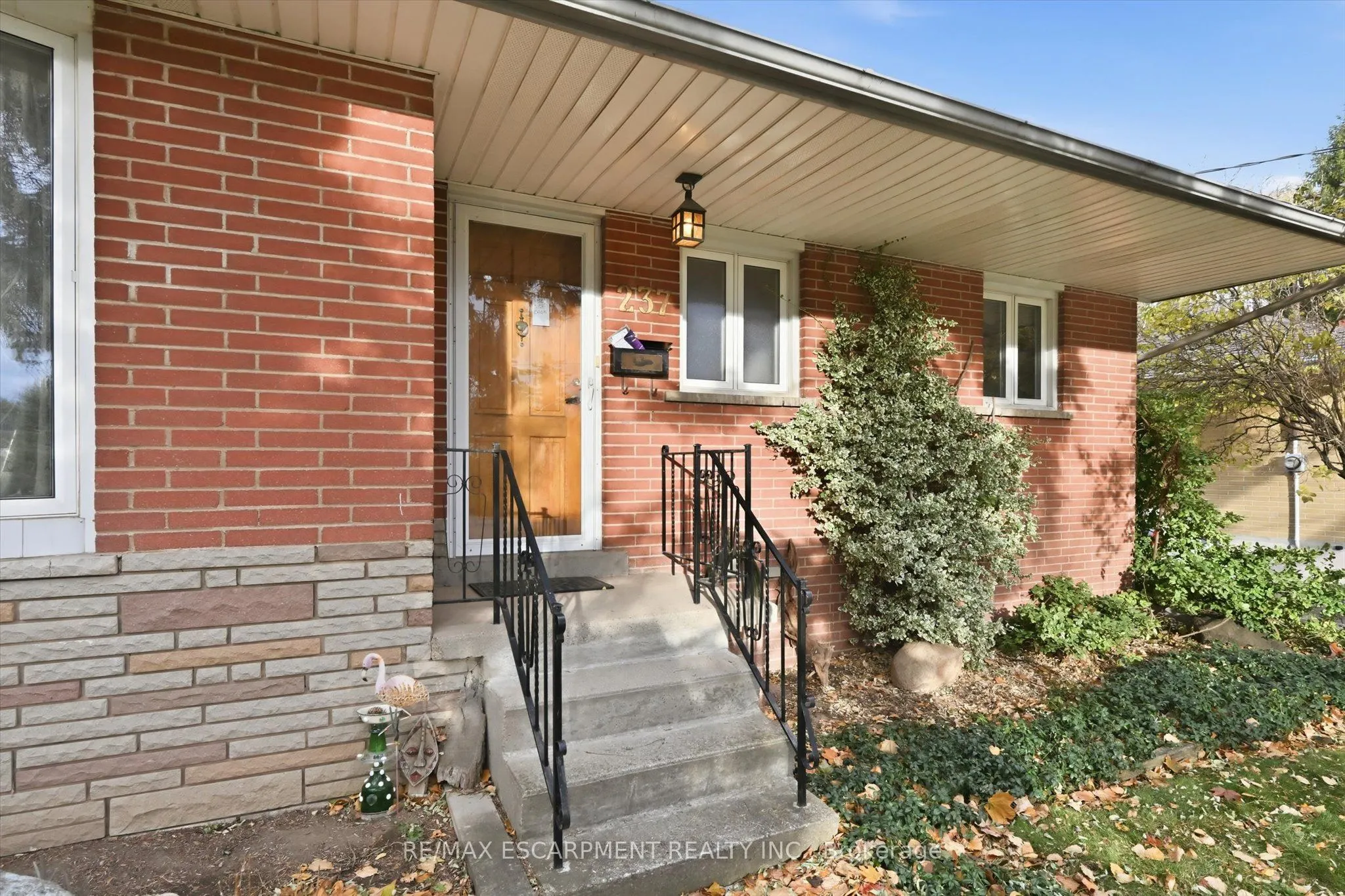 237 Mohawk Road