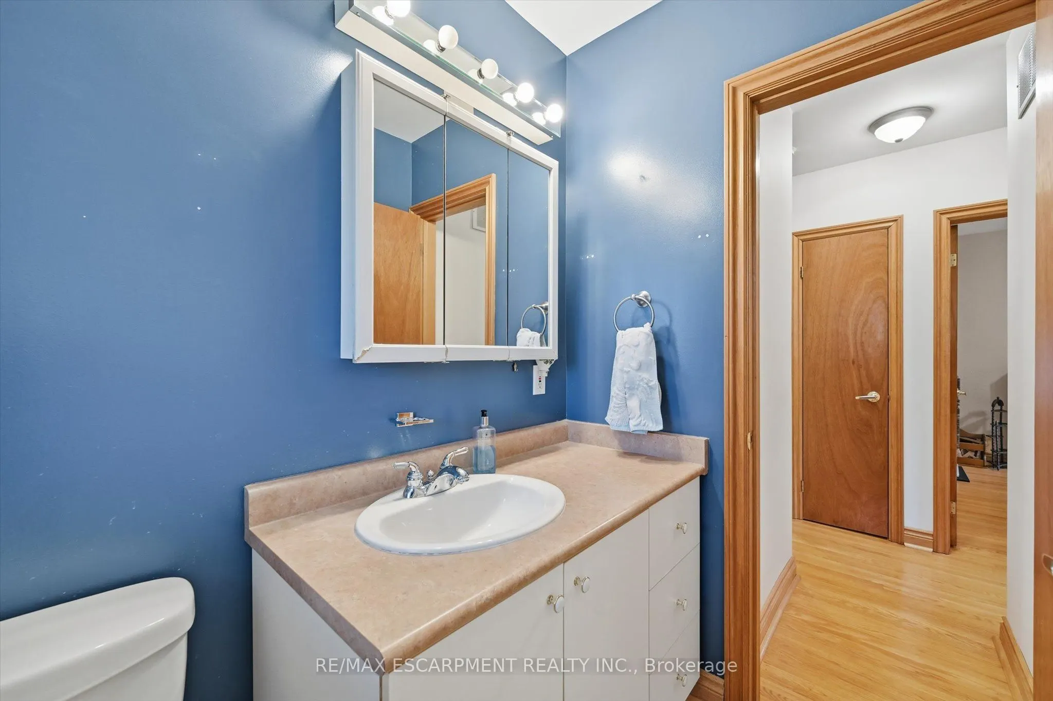 237 Mohawk Road