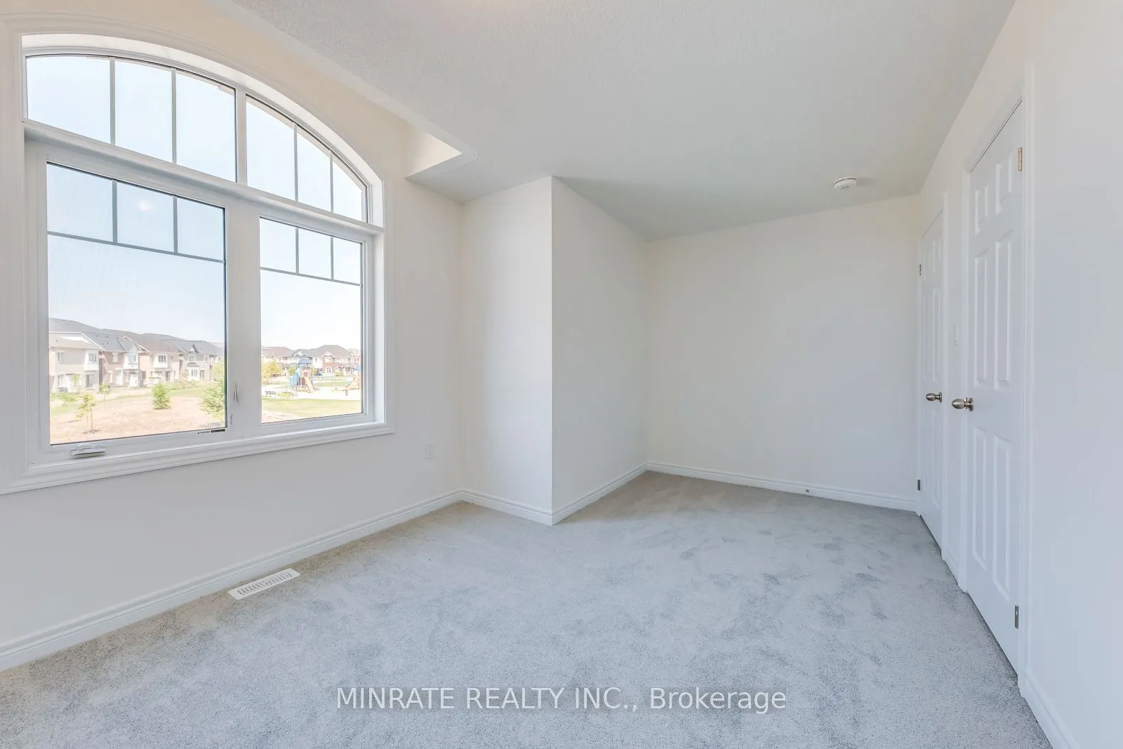 3914 Leonardo Street