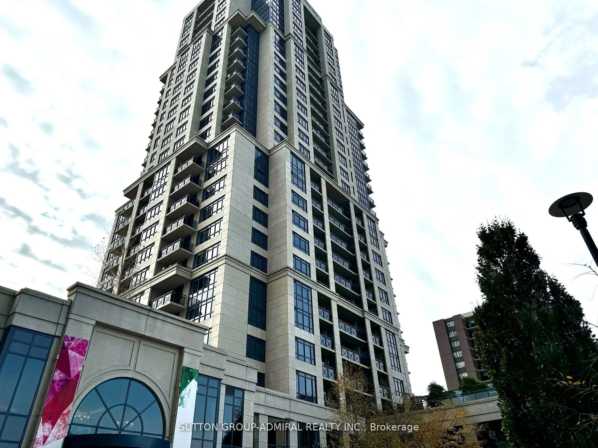 2 Eva Road E #1026