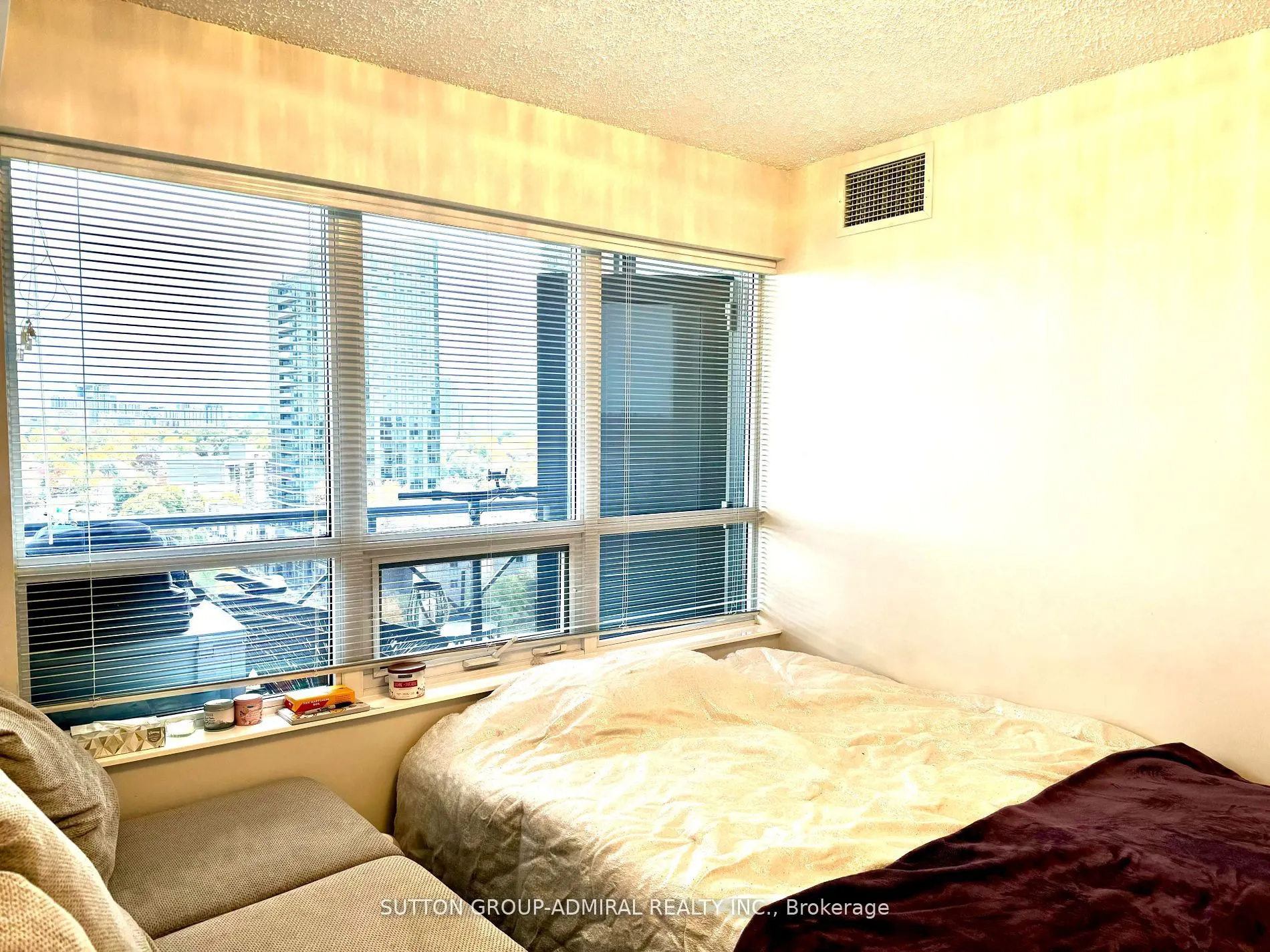2 Eva Road E #1026