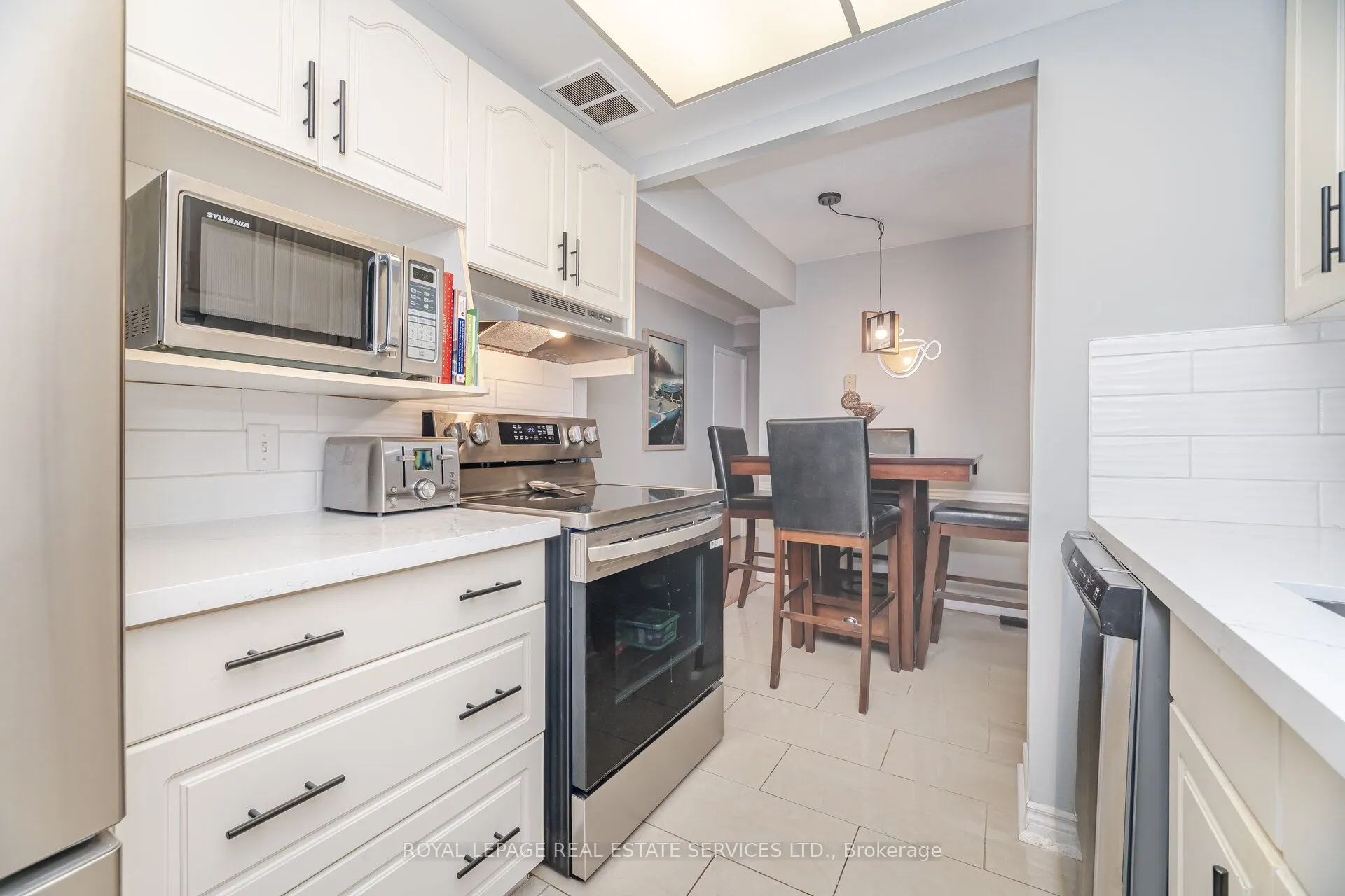 3100 Kirwin Avenue #708