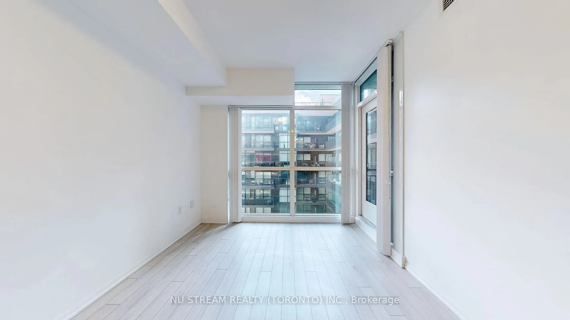 3091 Dufferin Street #613