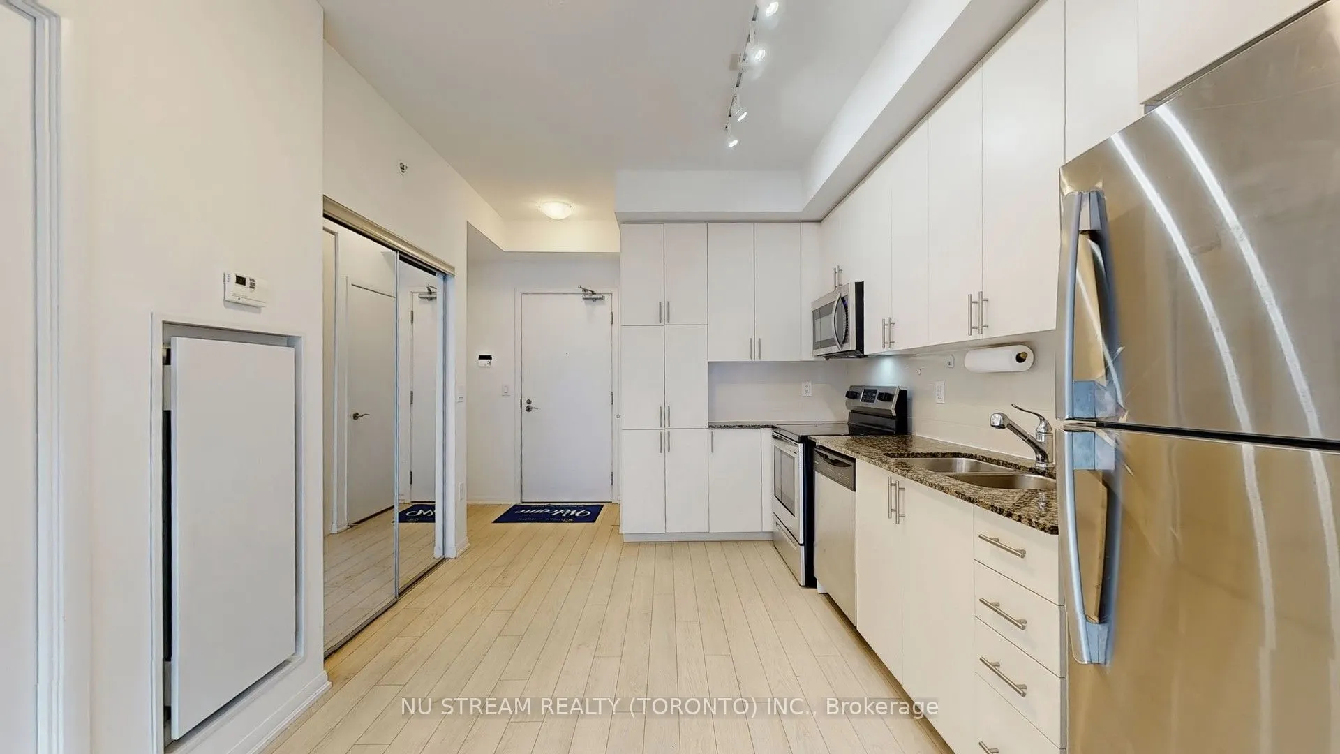 3091 Dufferin Street #613
