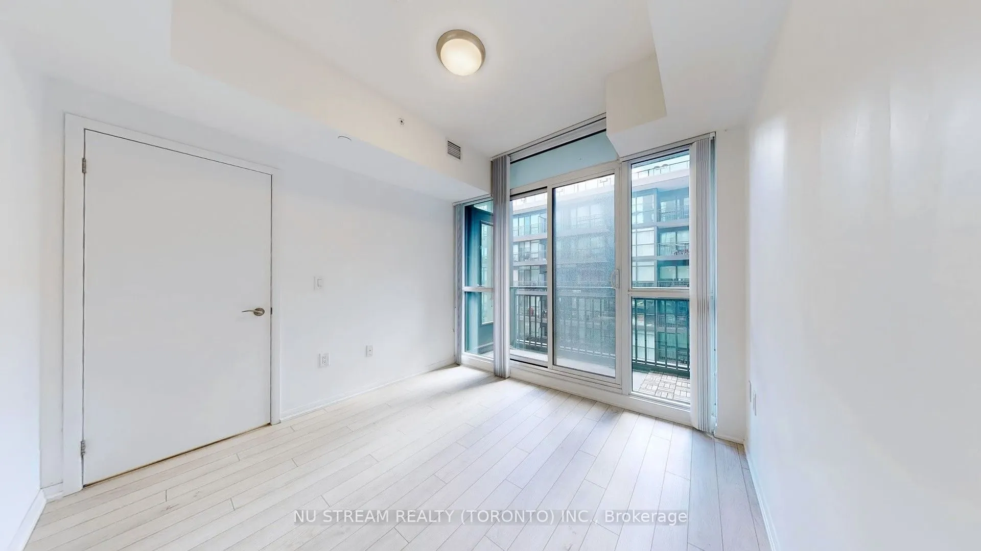 3091 Dufferin Street #613