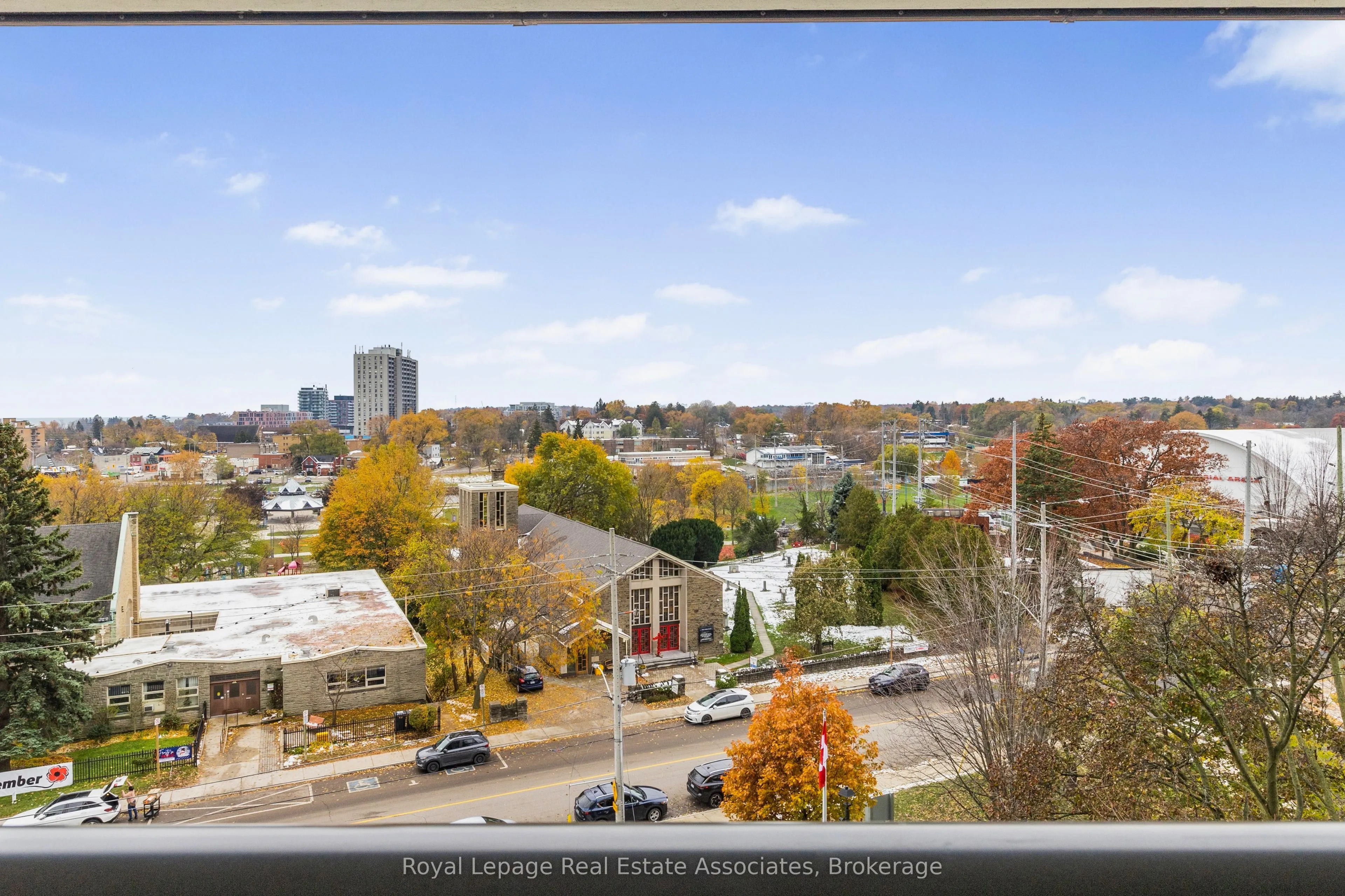 21 Park Street E #805