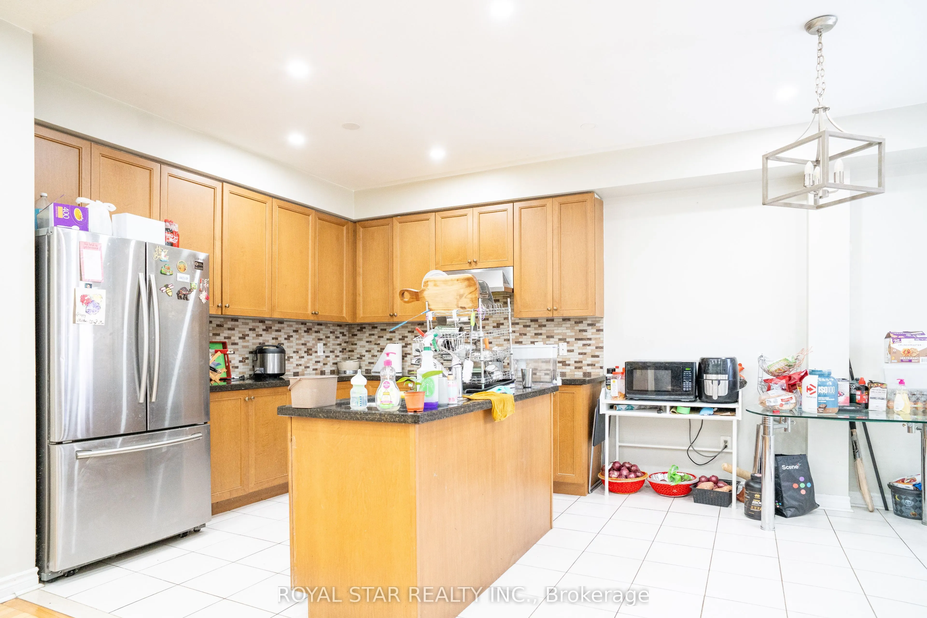 80 Summitgreen Crescent