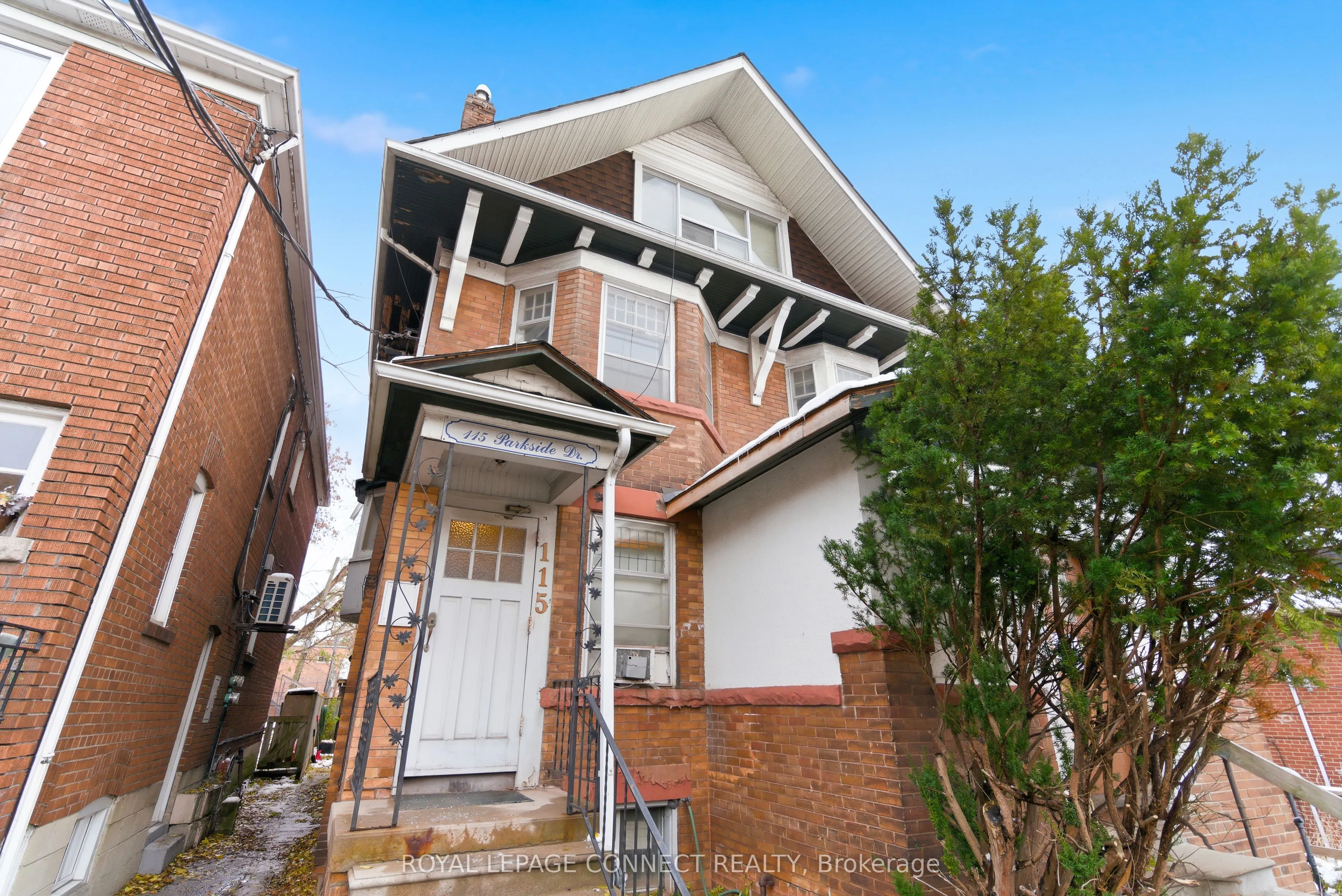 115 Parkside Drive