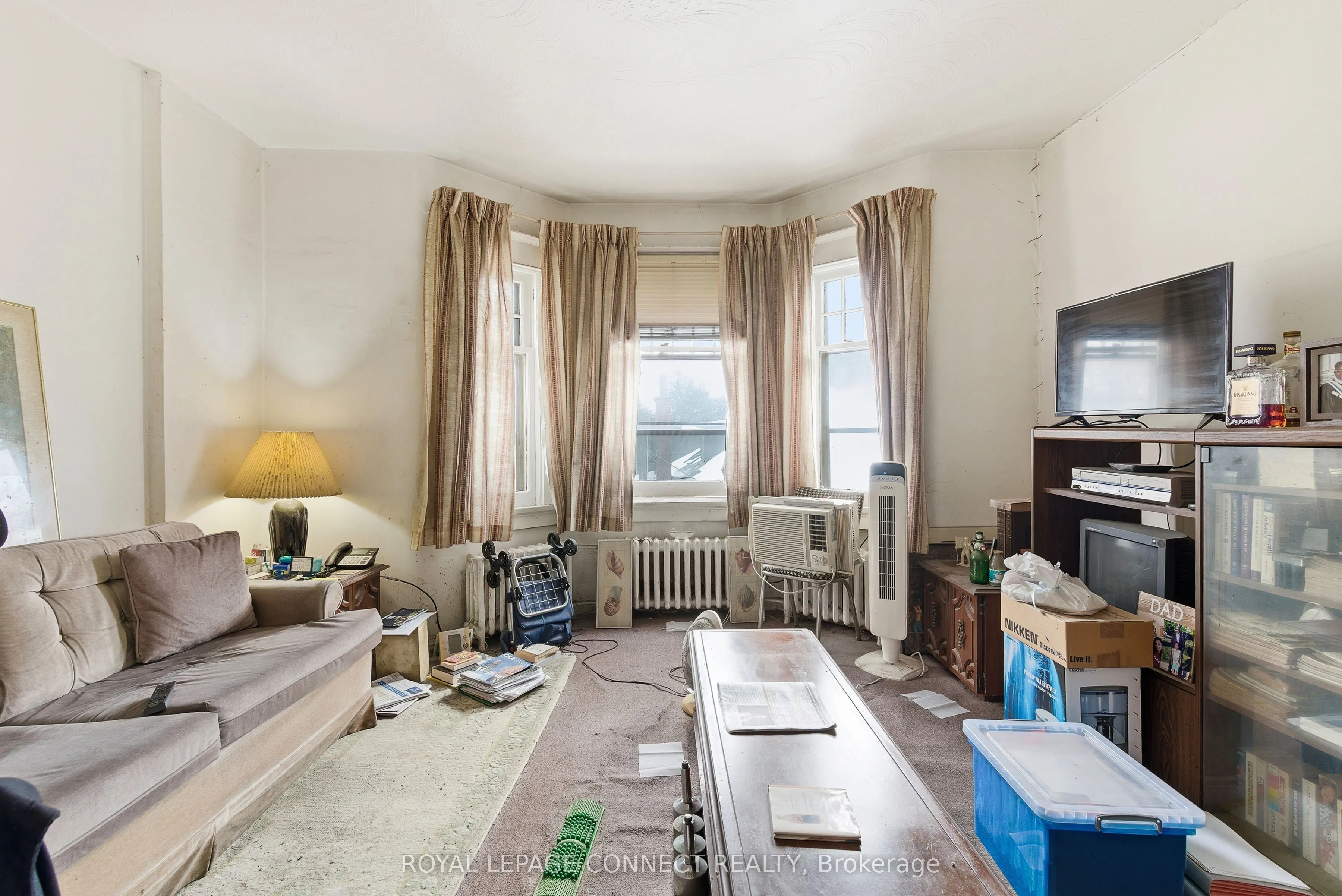 115 Parkside Drive