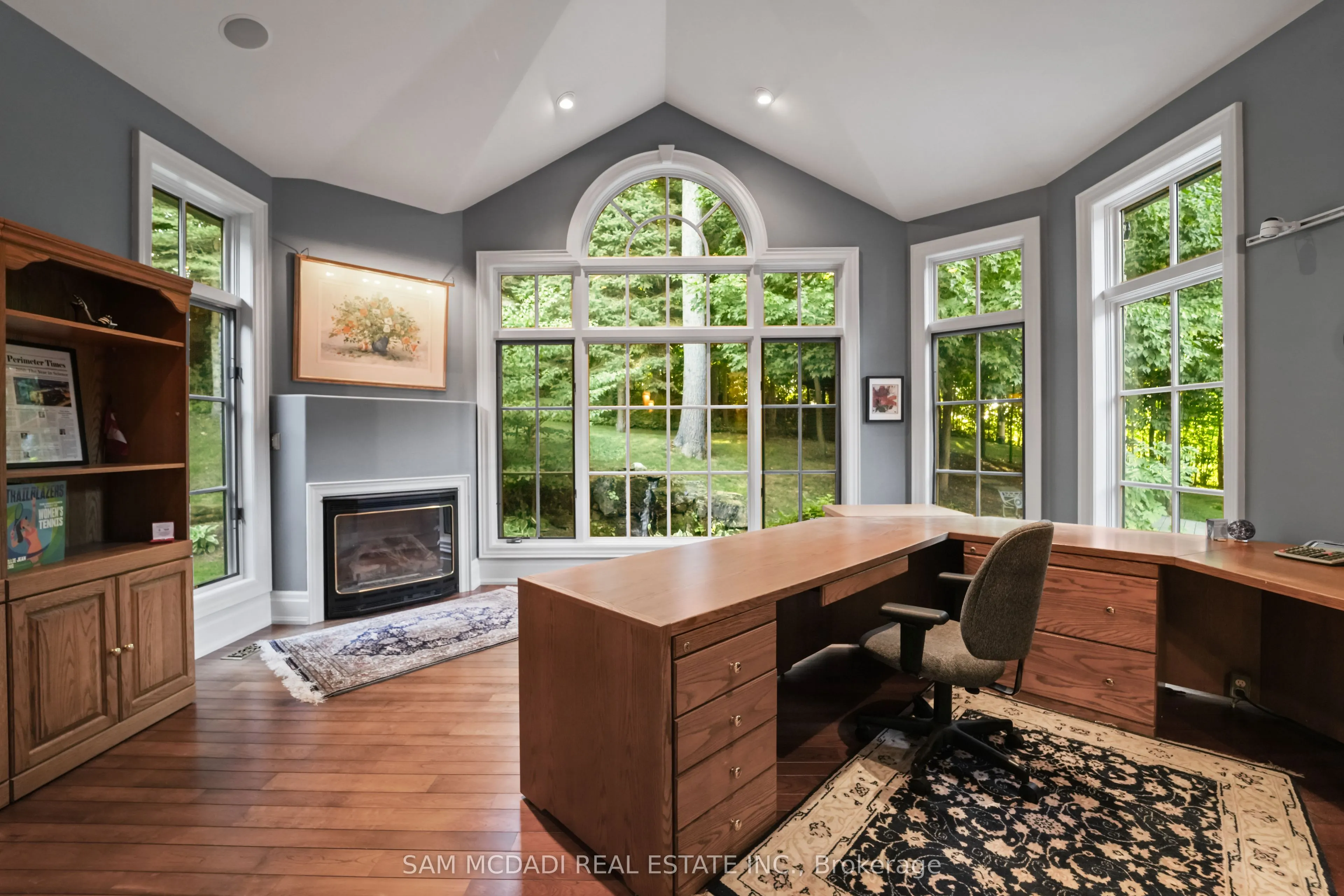 10140 Pineview Trail