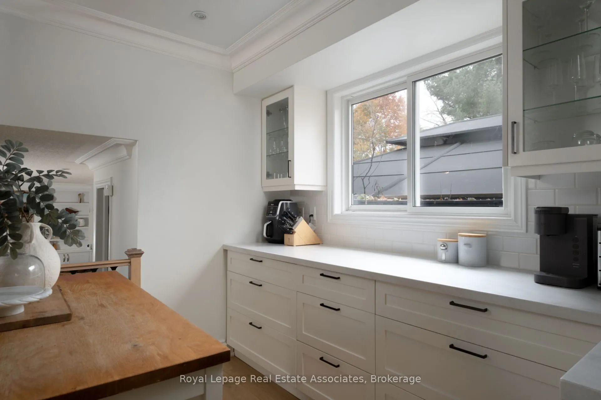 134 Fairwood Place W