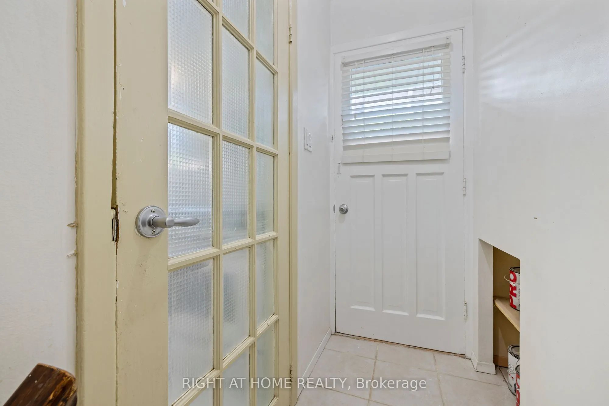 1147 Saturnia Crescent