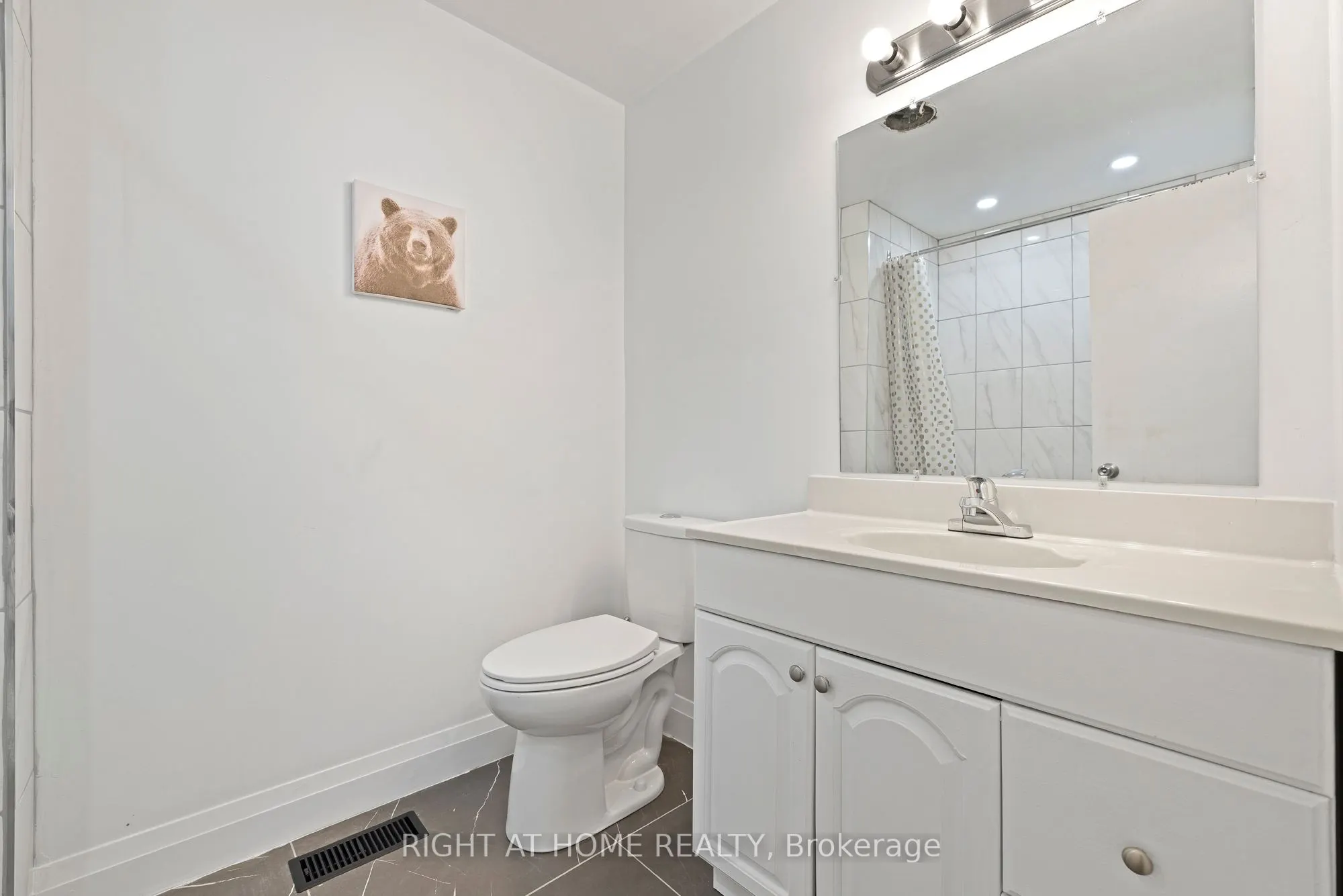 1147 Saturnia Crescent