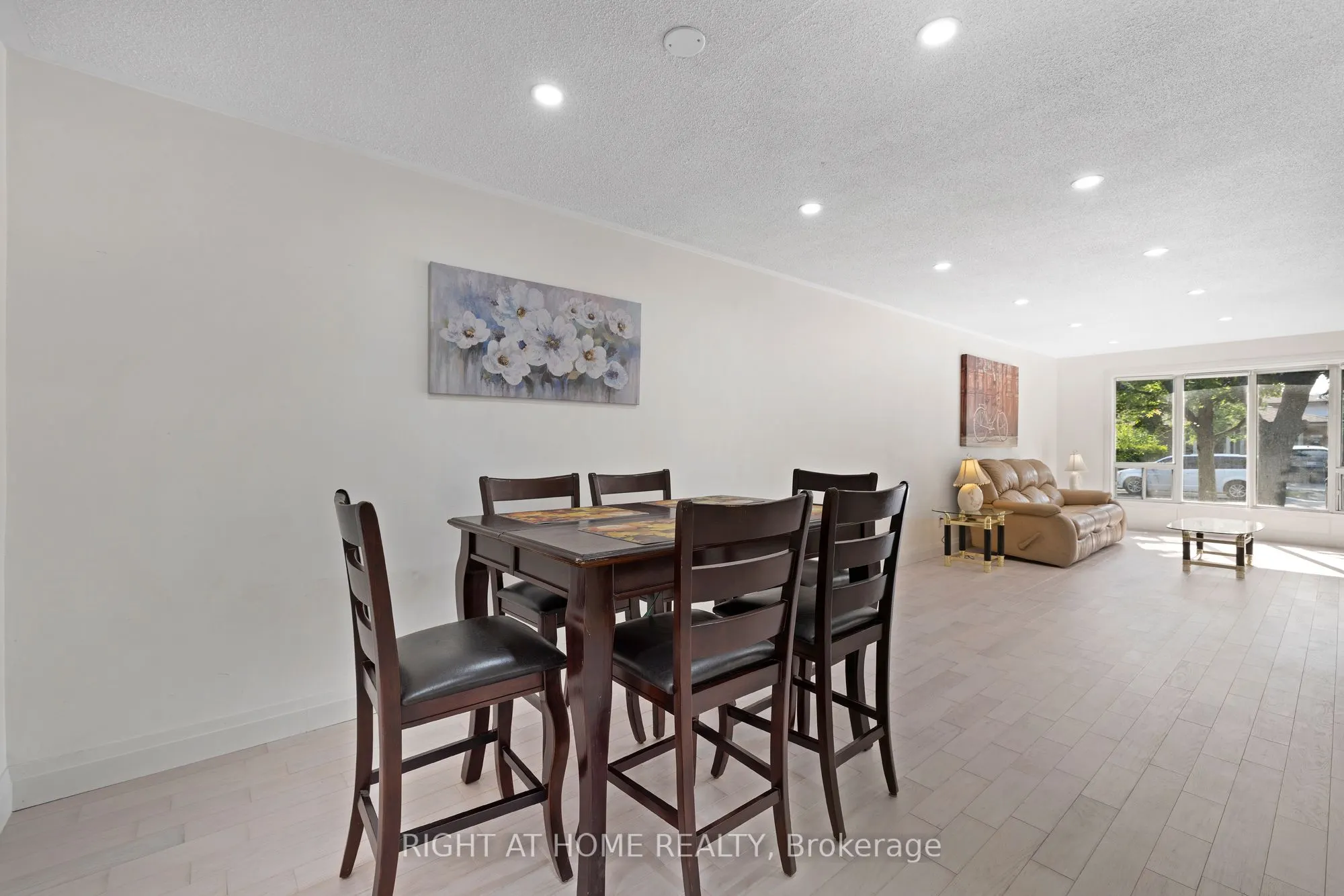 1147 Saturnia Crescent