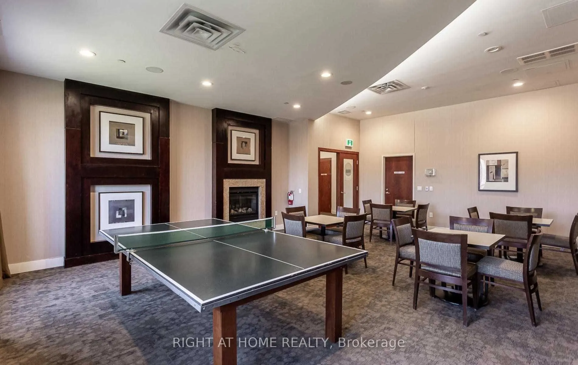 55 Strathaven Drive #1808