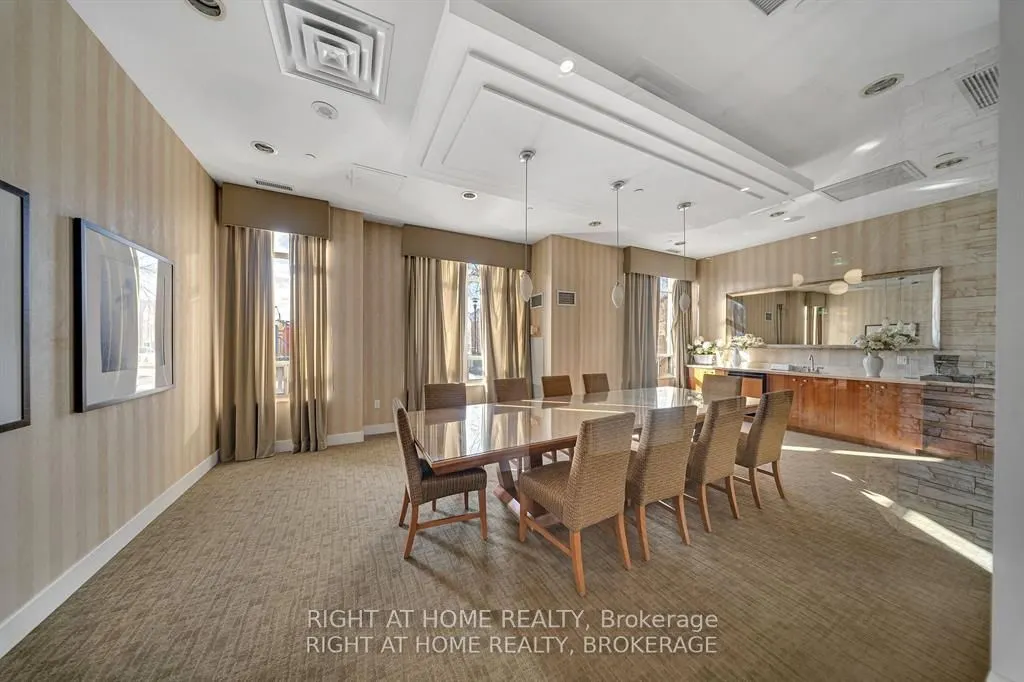 55 Strathaven Drive #1808