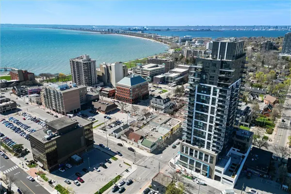 2007 James Street #1201