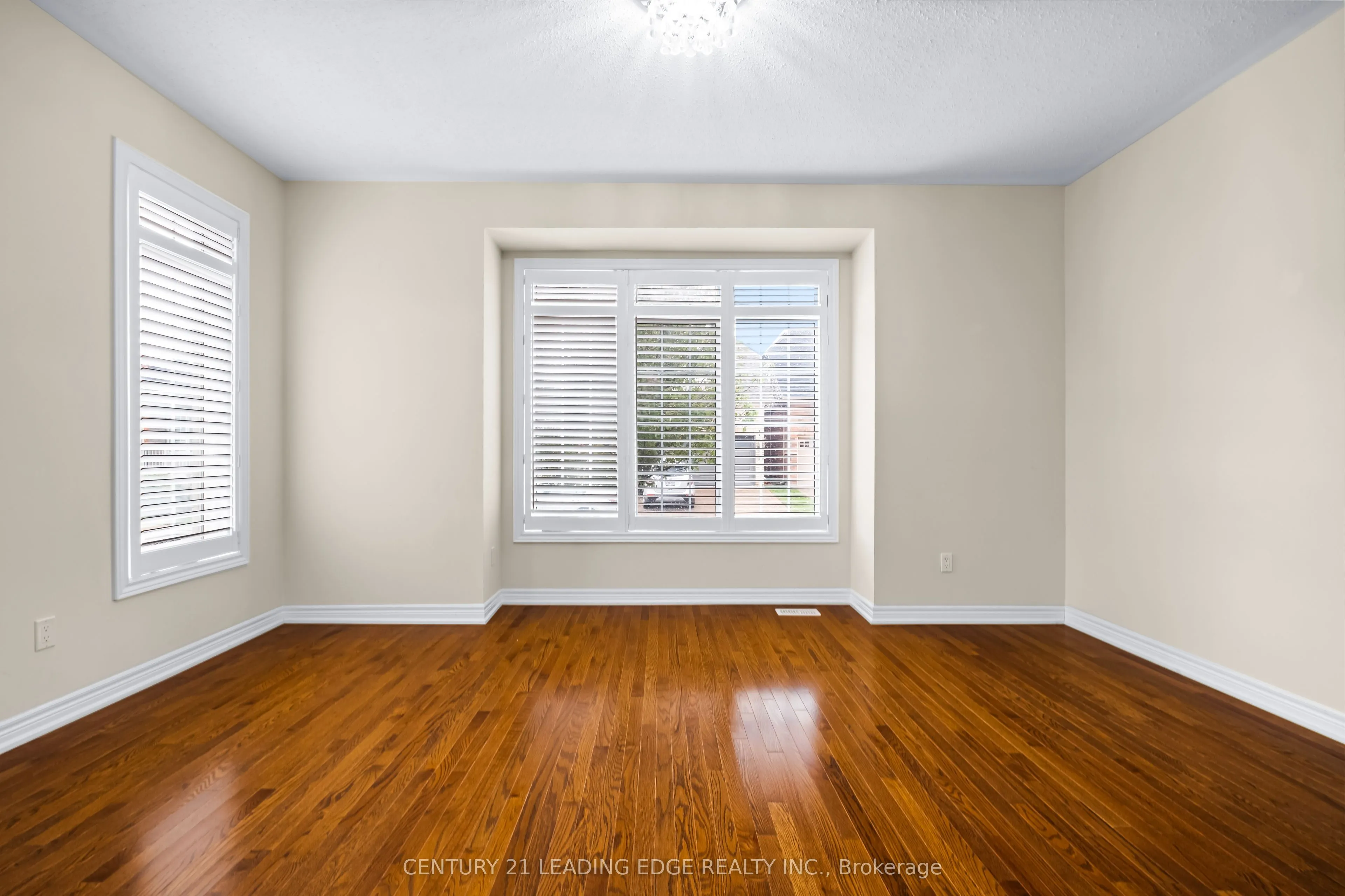35 Lobelia Street #4