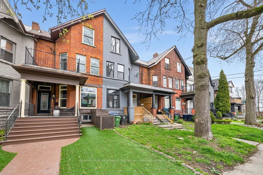 13 Spencer Avenue