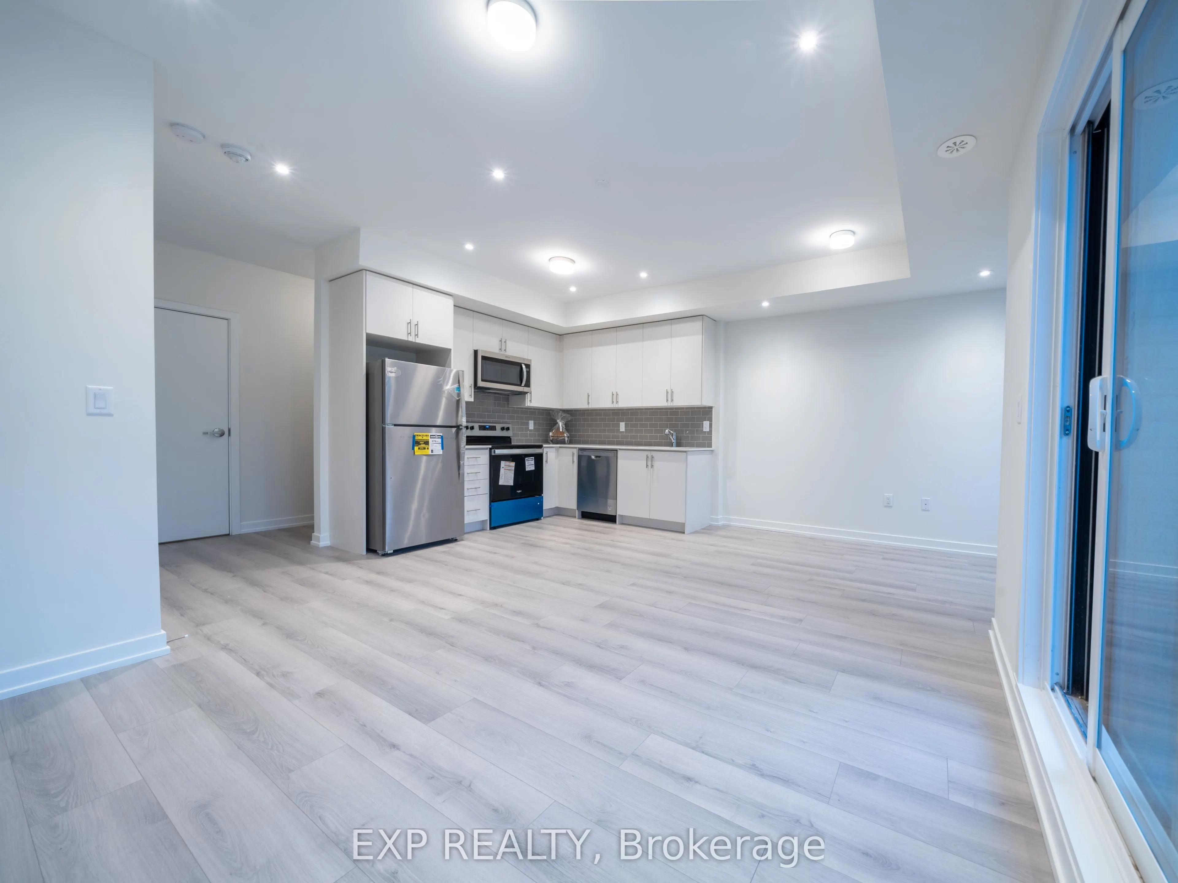 3566 Colonial Drive #19