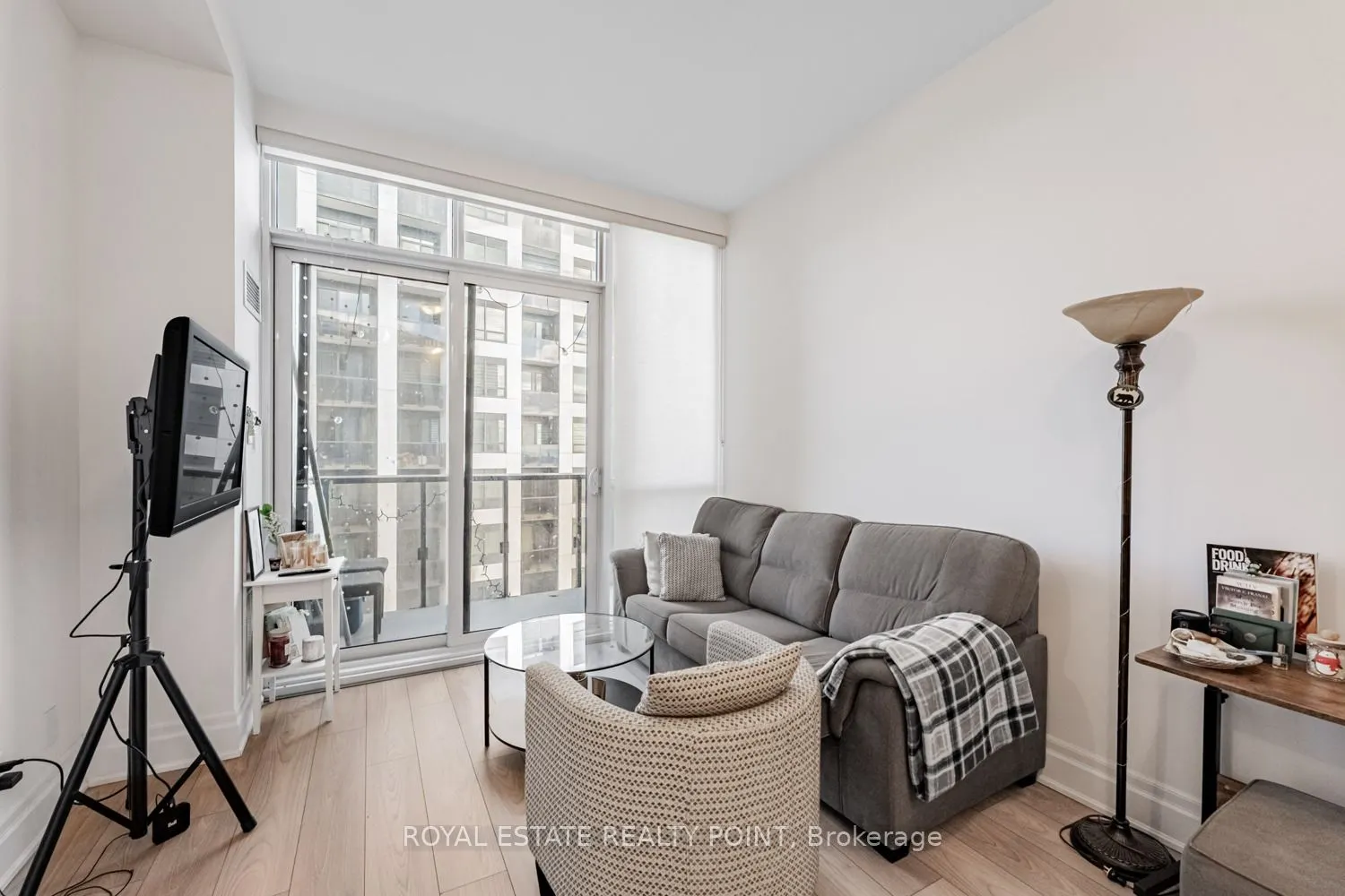 36 Elm Drive W #3702