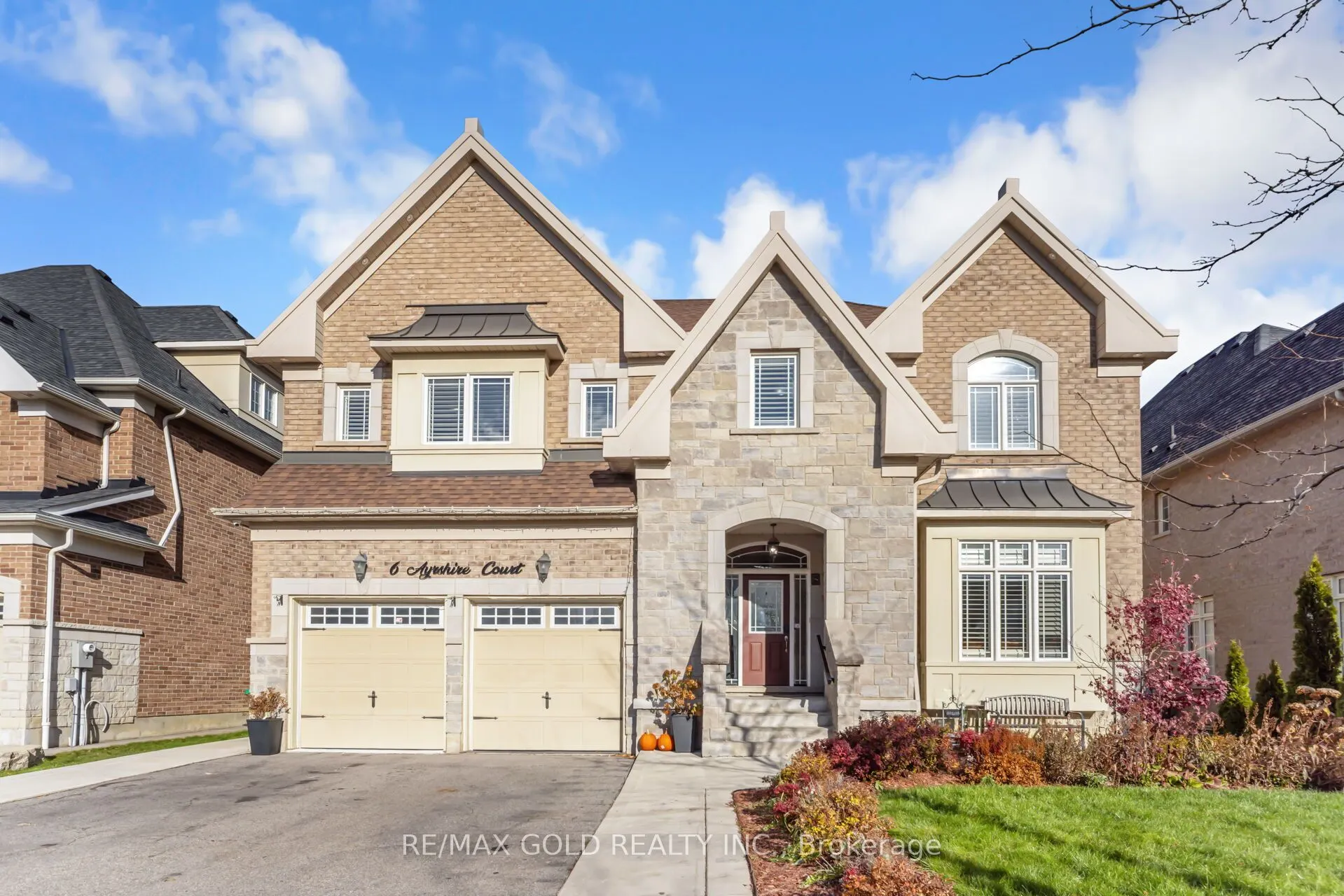 6 ayrshire Court