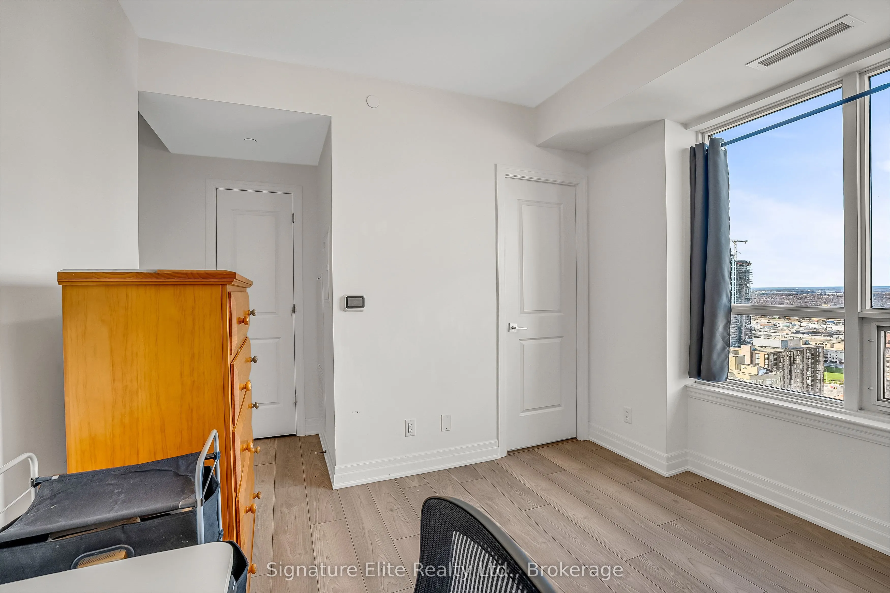 36 Elm Drive #3402