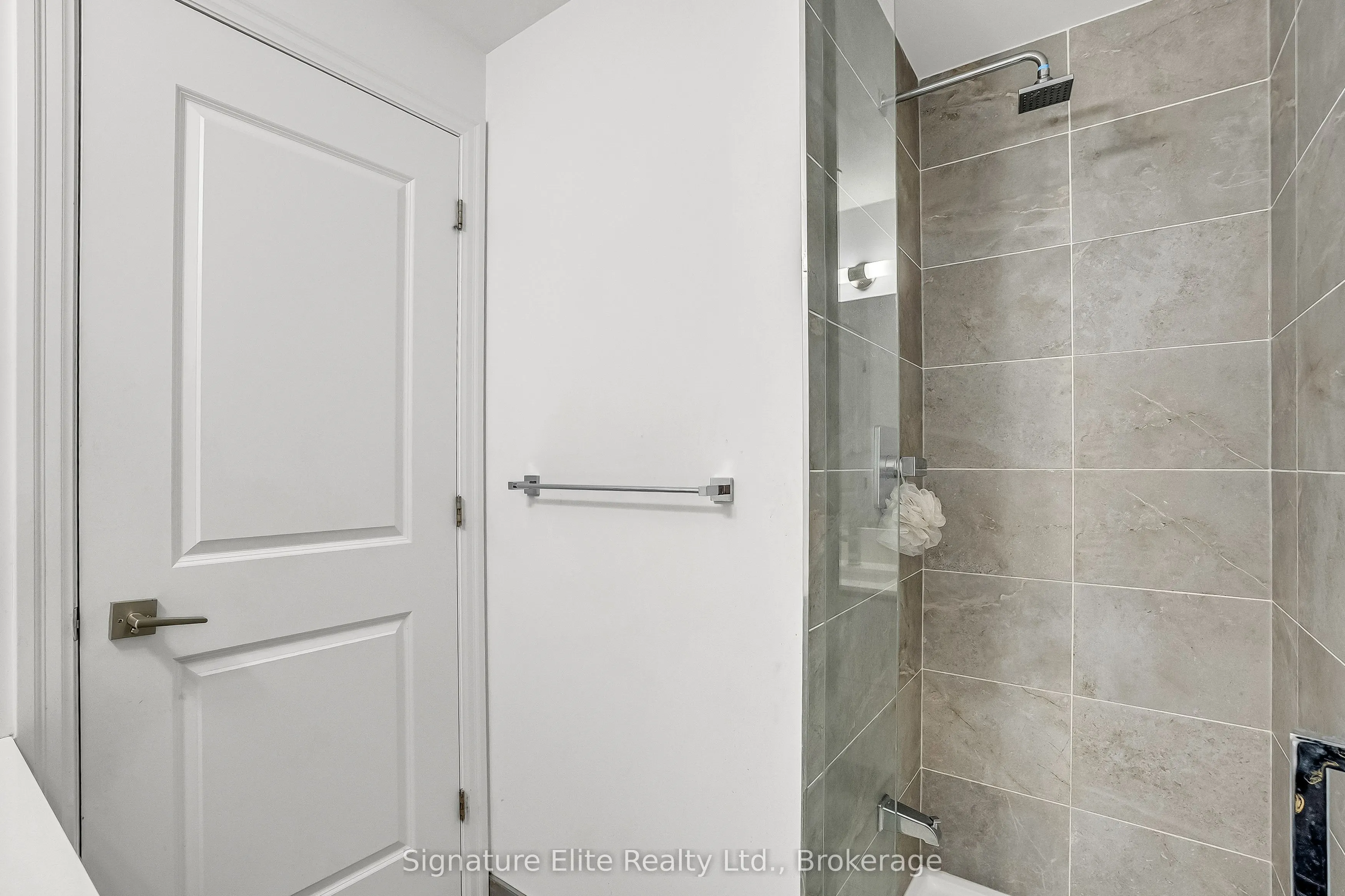 36 Elm Drive #3402