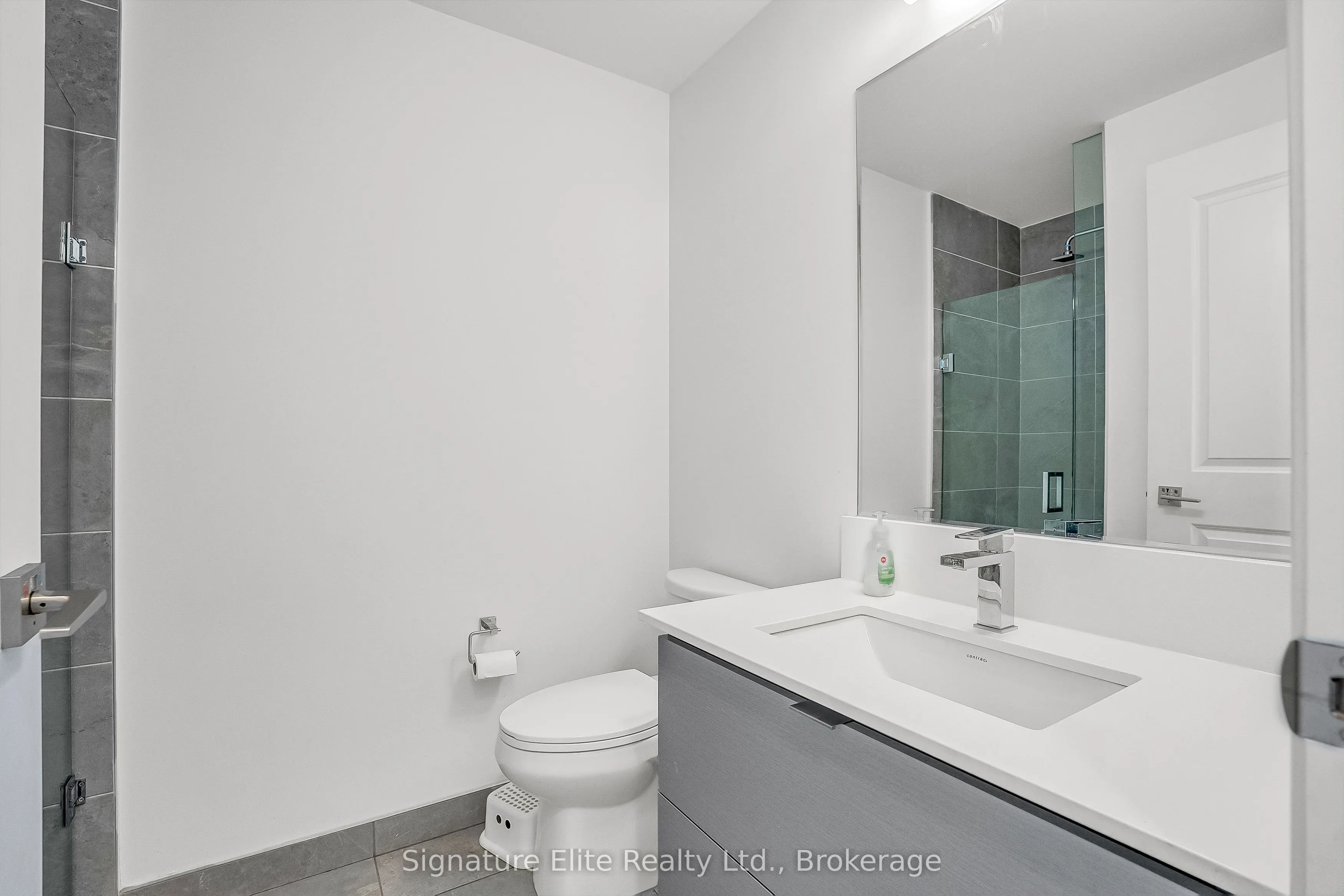 36 Elm Drive #3402
