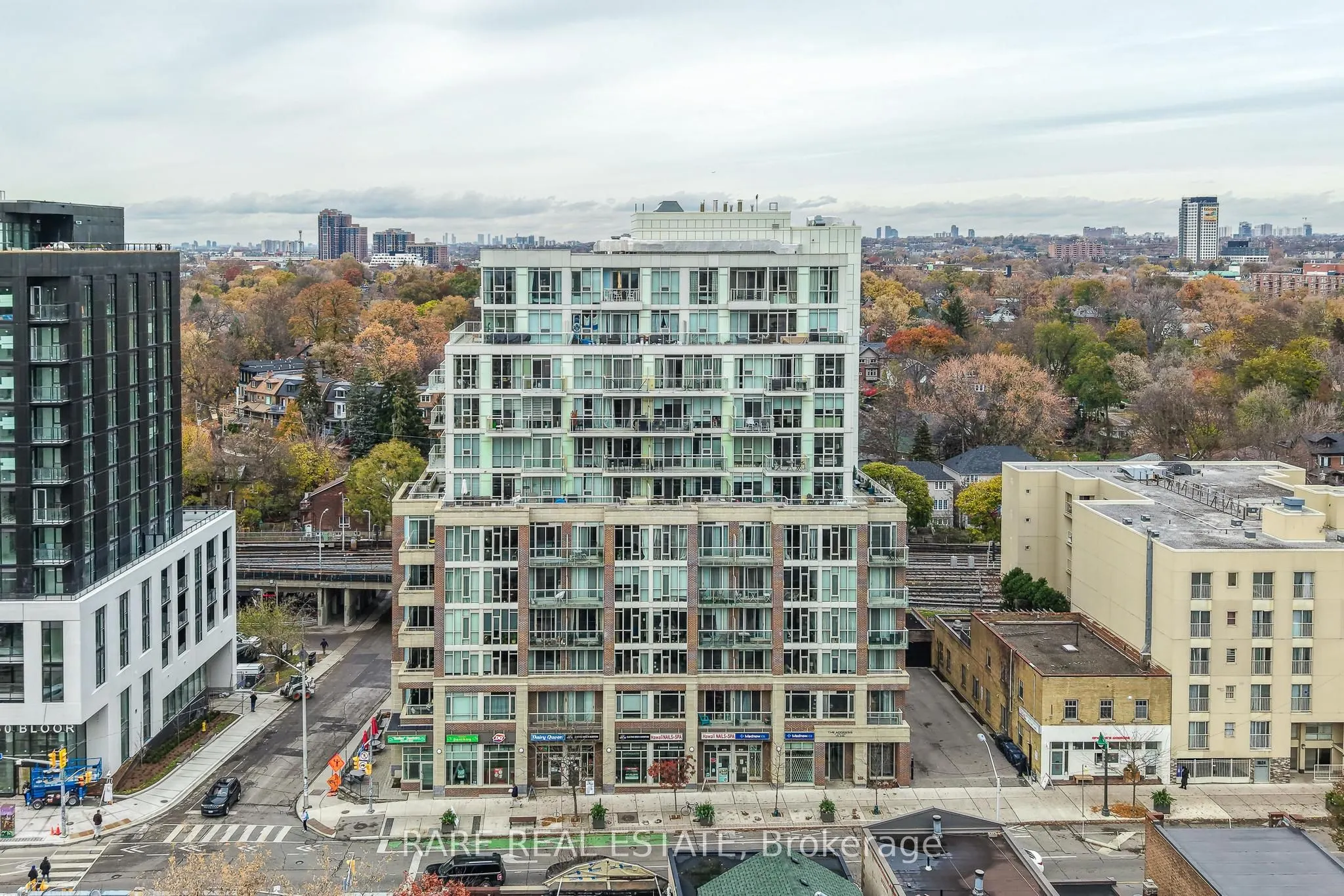 1638 Bloor Street W #607