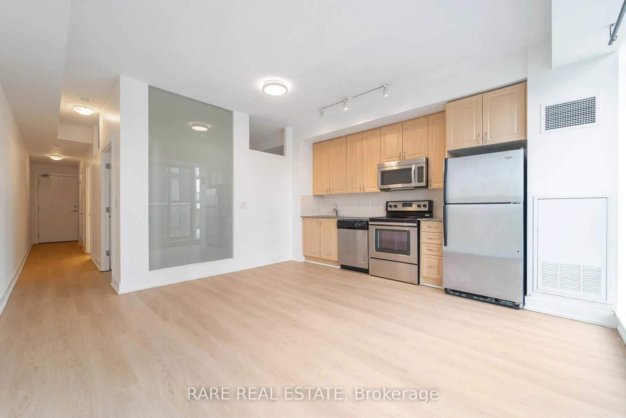 1638 Bloor Street W #607