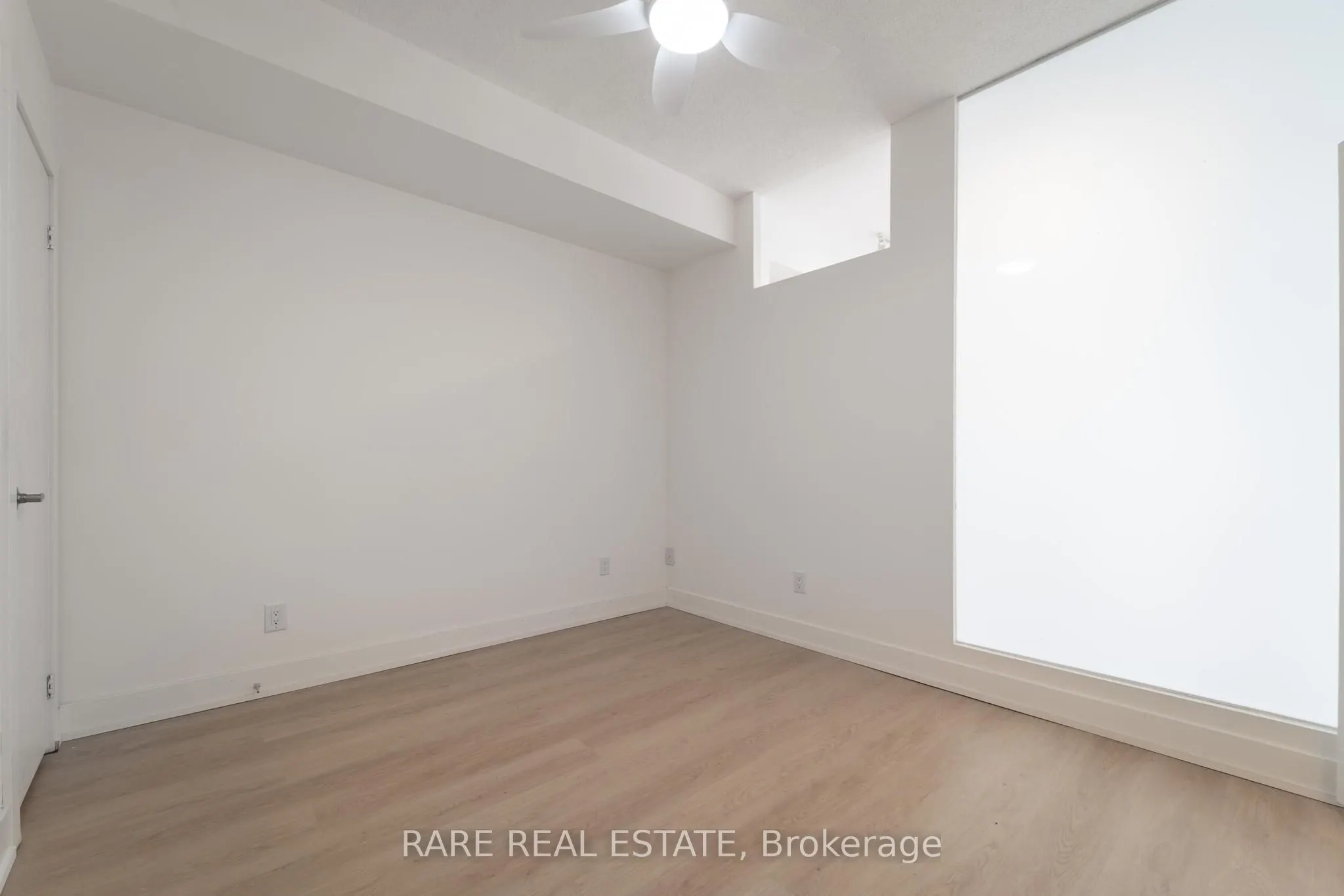 1638 Bloor Street W #607