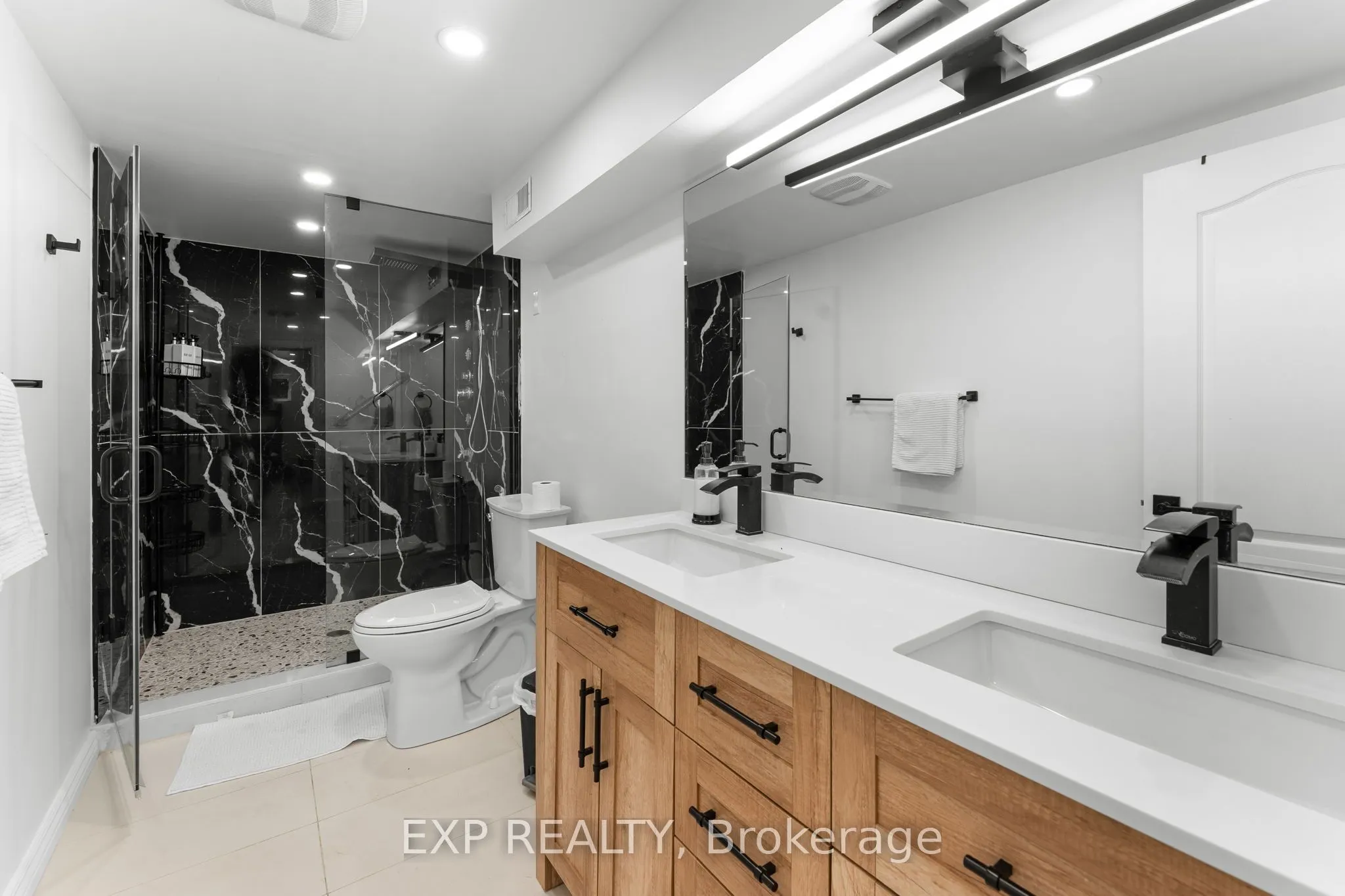 208 Glen Oak Drive