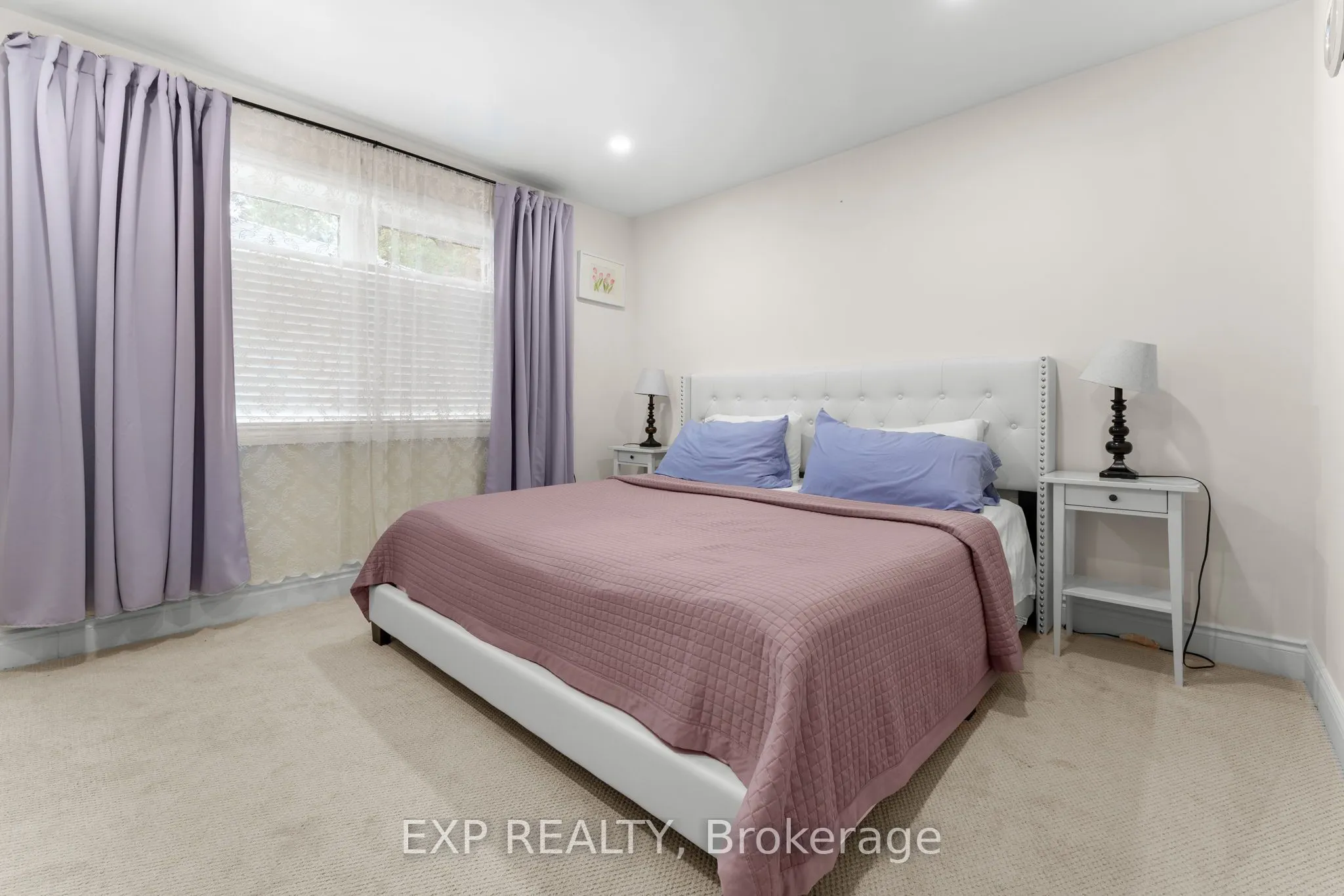 208 Glen Oak Drive