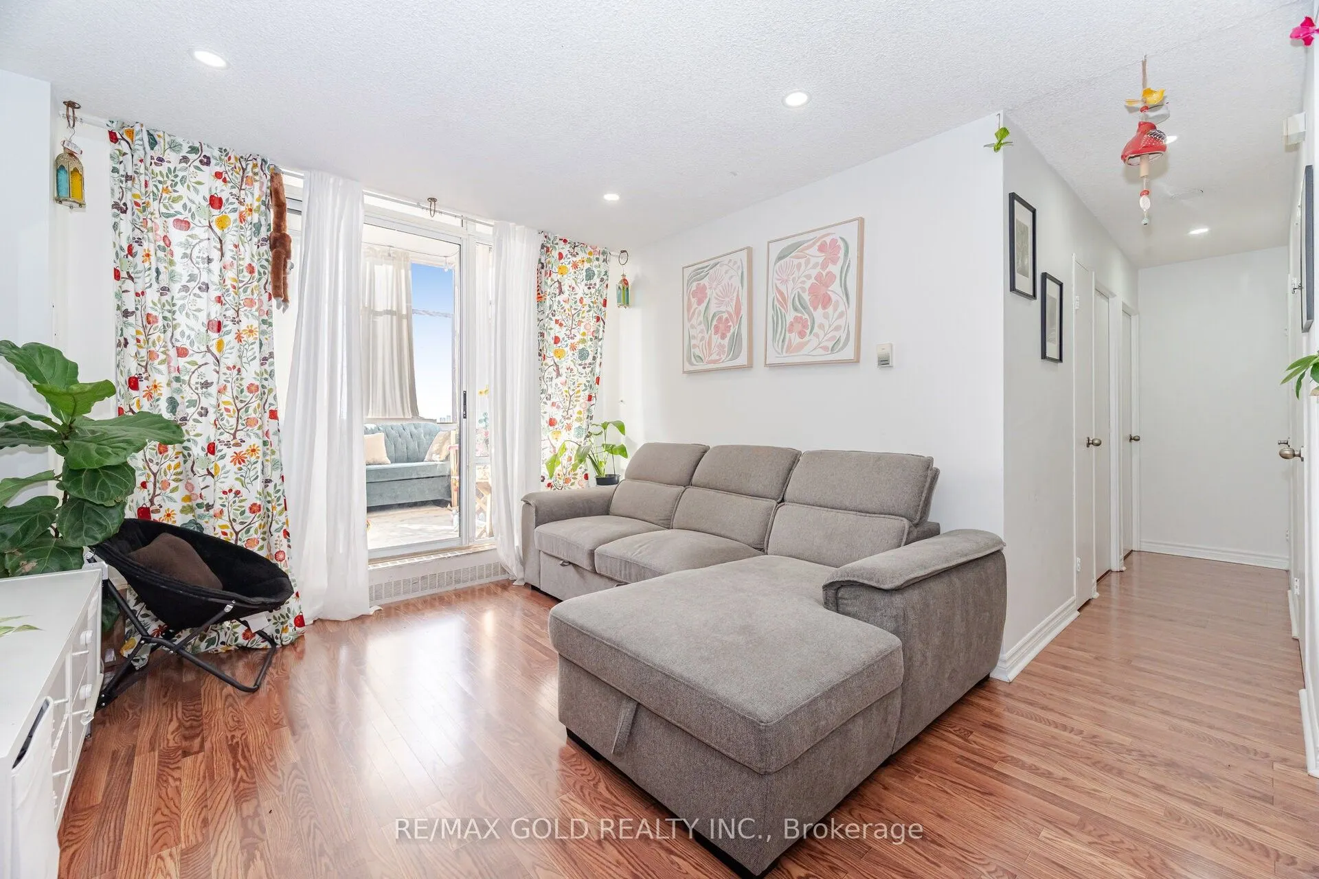 1615 Bloor Street #1203