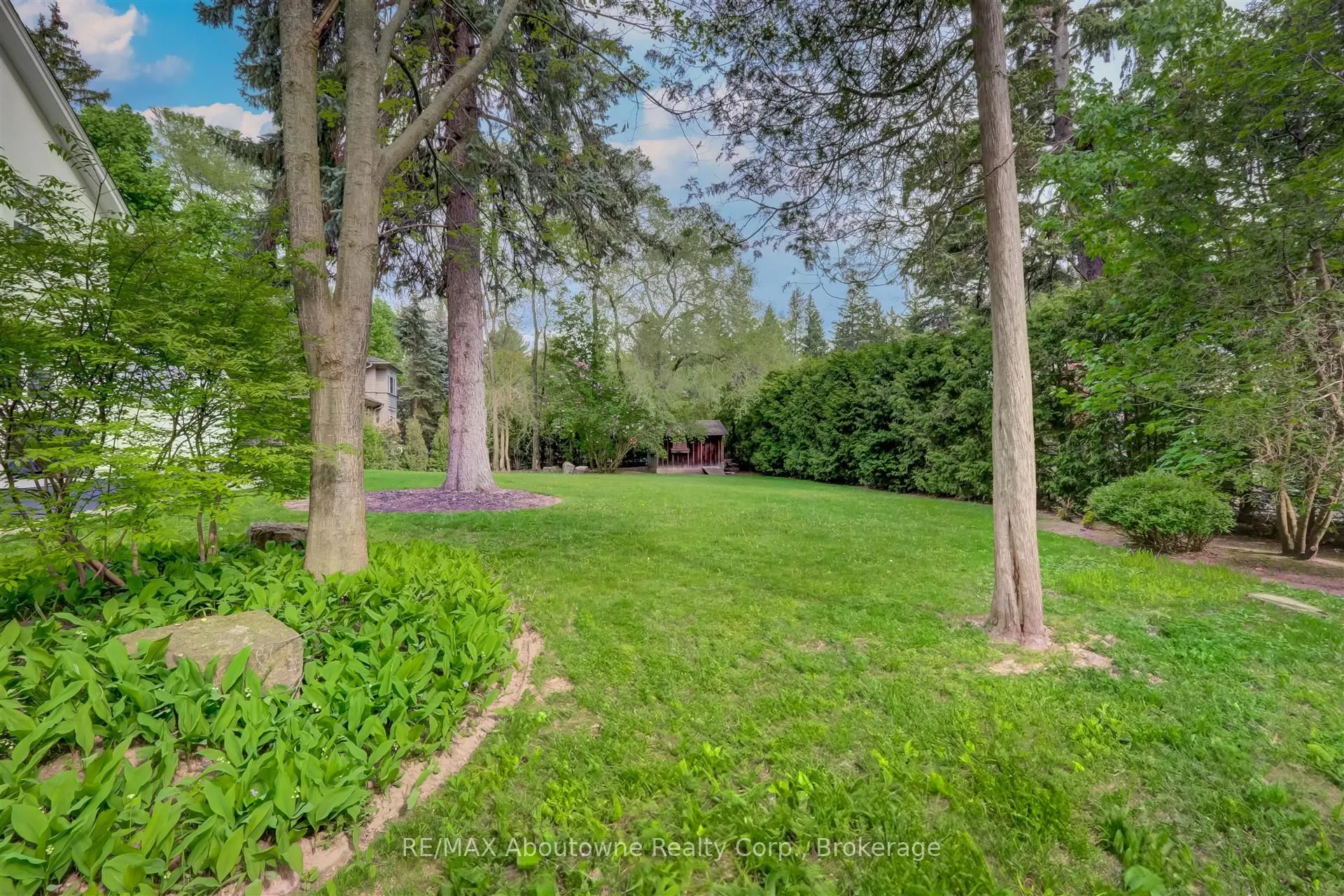 317 Gloucester Avenue