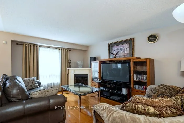 17 Chestermere Crescent
