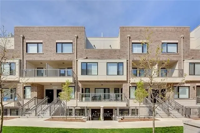 8 Drummond Street #421